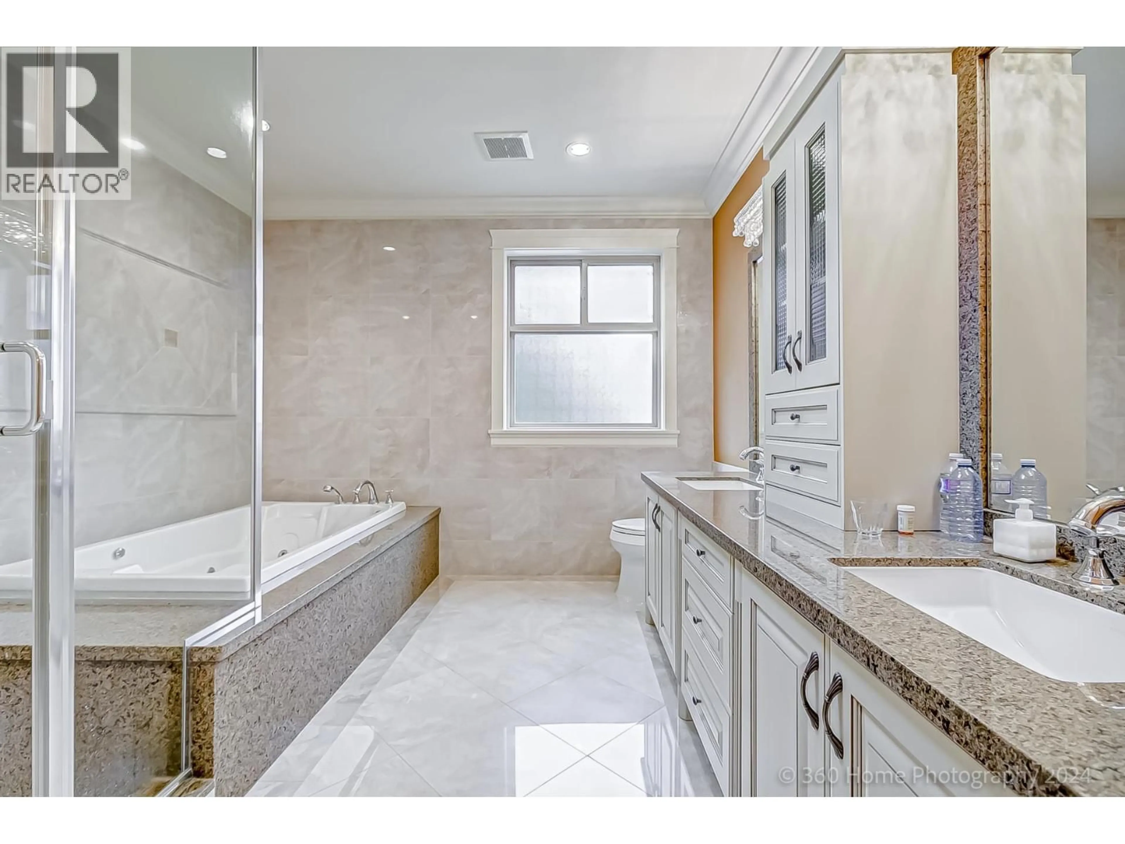 Contemporary bathroom, ceramic/tile floor for 8860 COOPER ROAD, Richmond British Columbia V6Y2M7