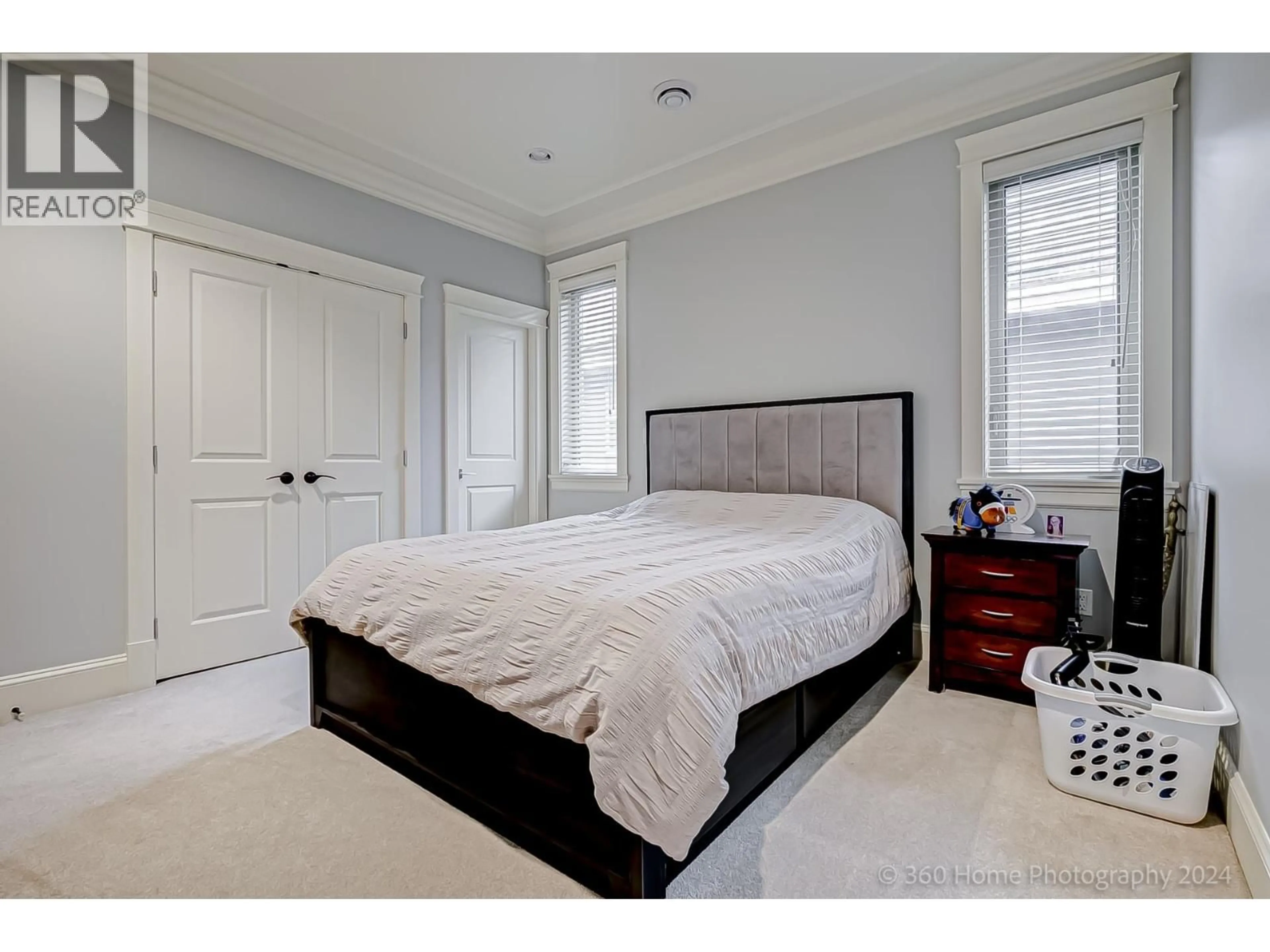 Bedroom with bed, unknown for 8860 COOPER ROAD, Richmond British Columbia V6Y2M7