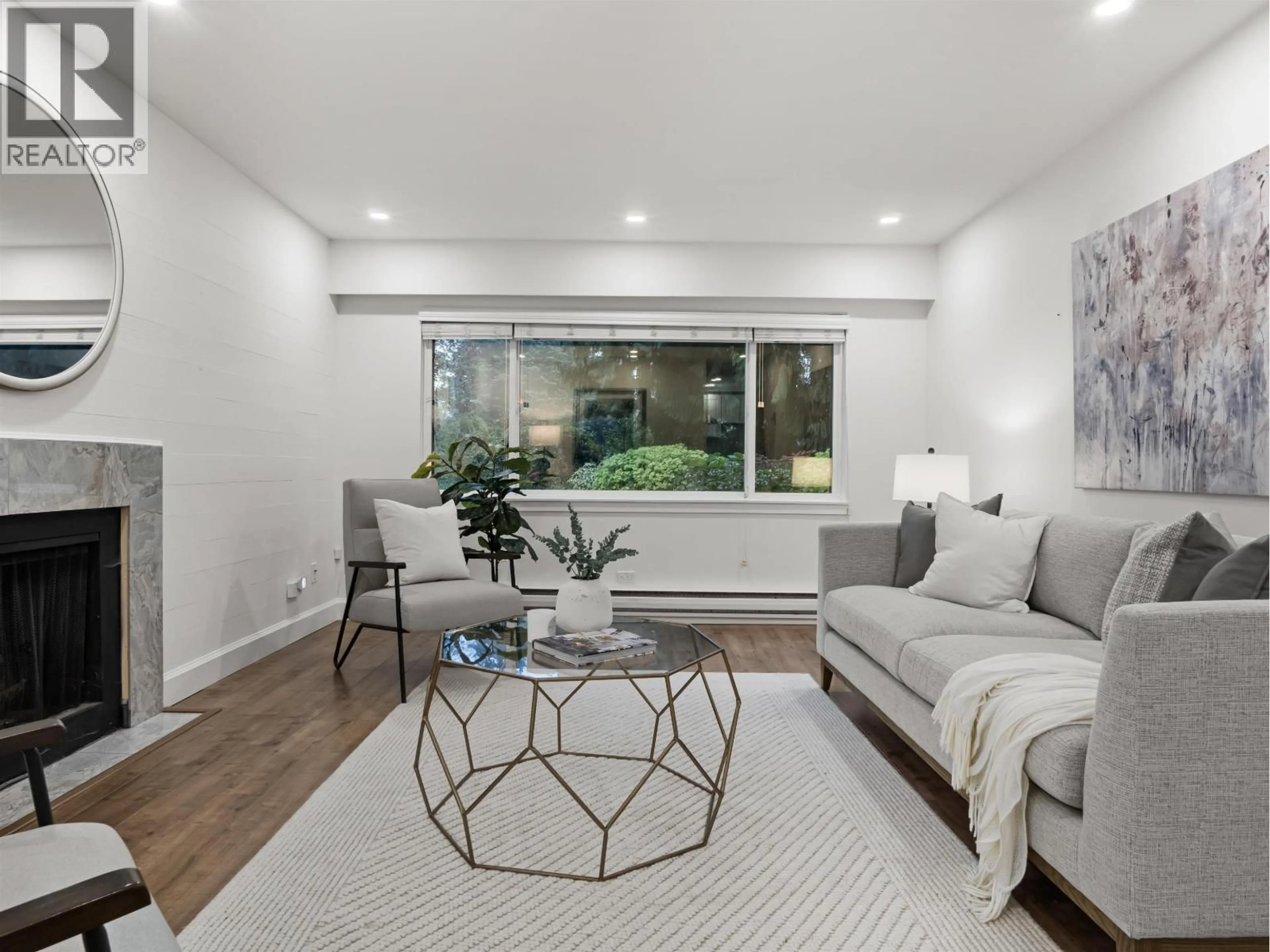 Living room with furniture, unknown for 1253 PLATEAU DRIVE, North Vancouver British Columbia V7P2J3