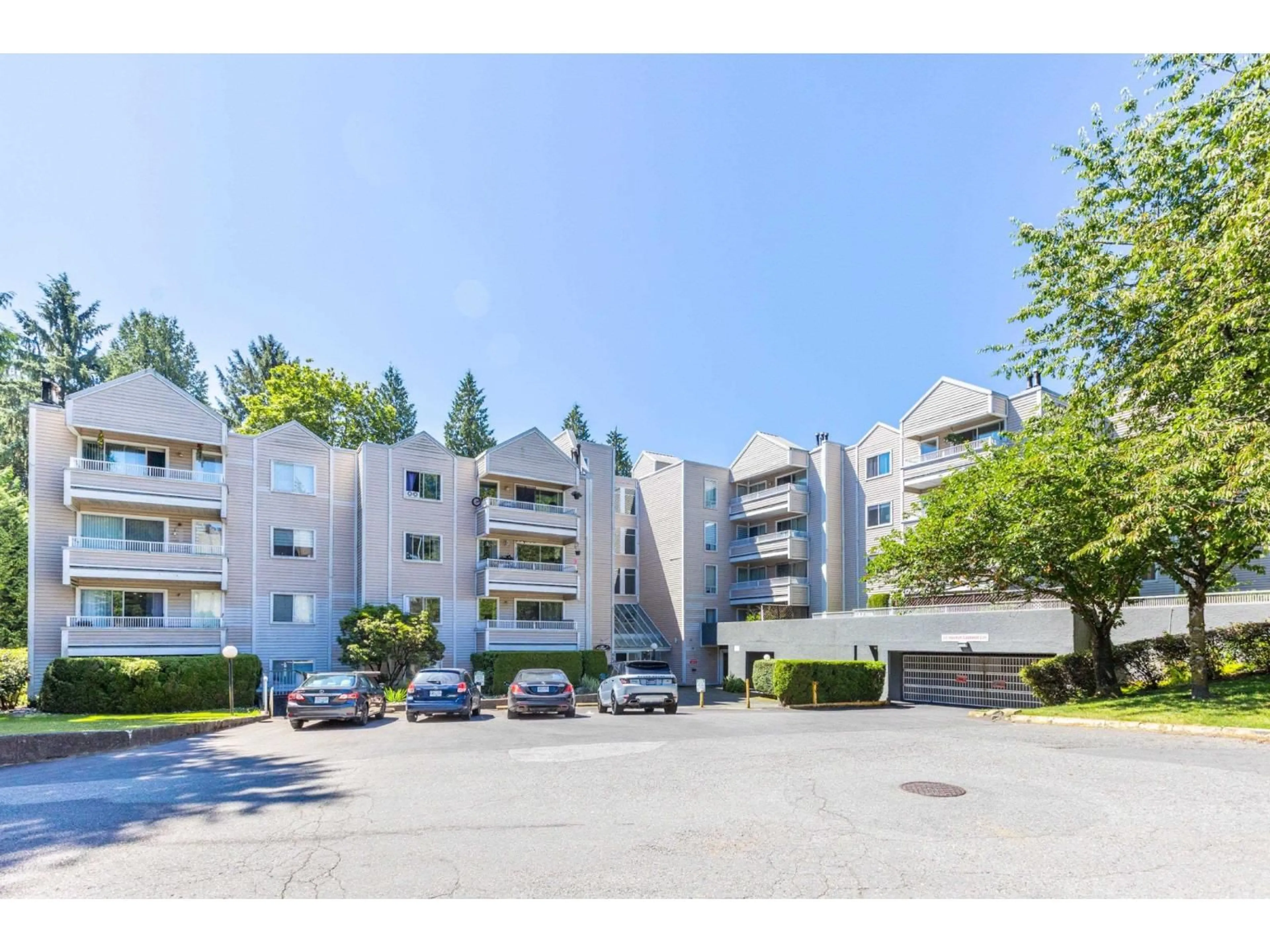 A pic from outside/outdoor area/front of a property/back of a property/a pic from drone, mountain view for 306 - 9644 134, Surrey British Columbia V3T5M3