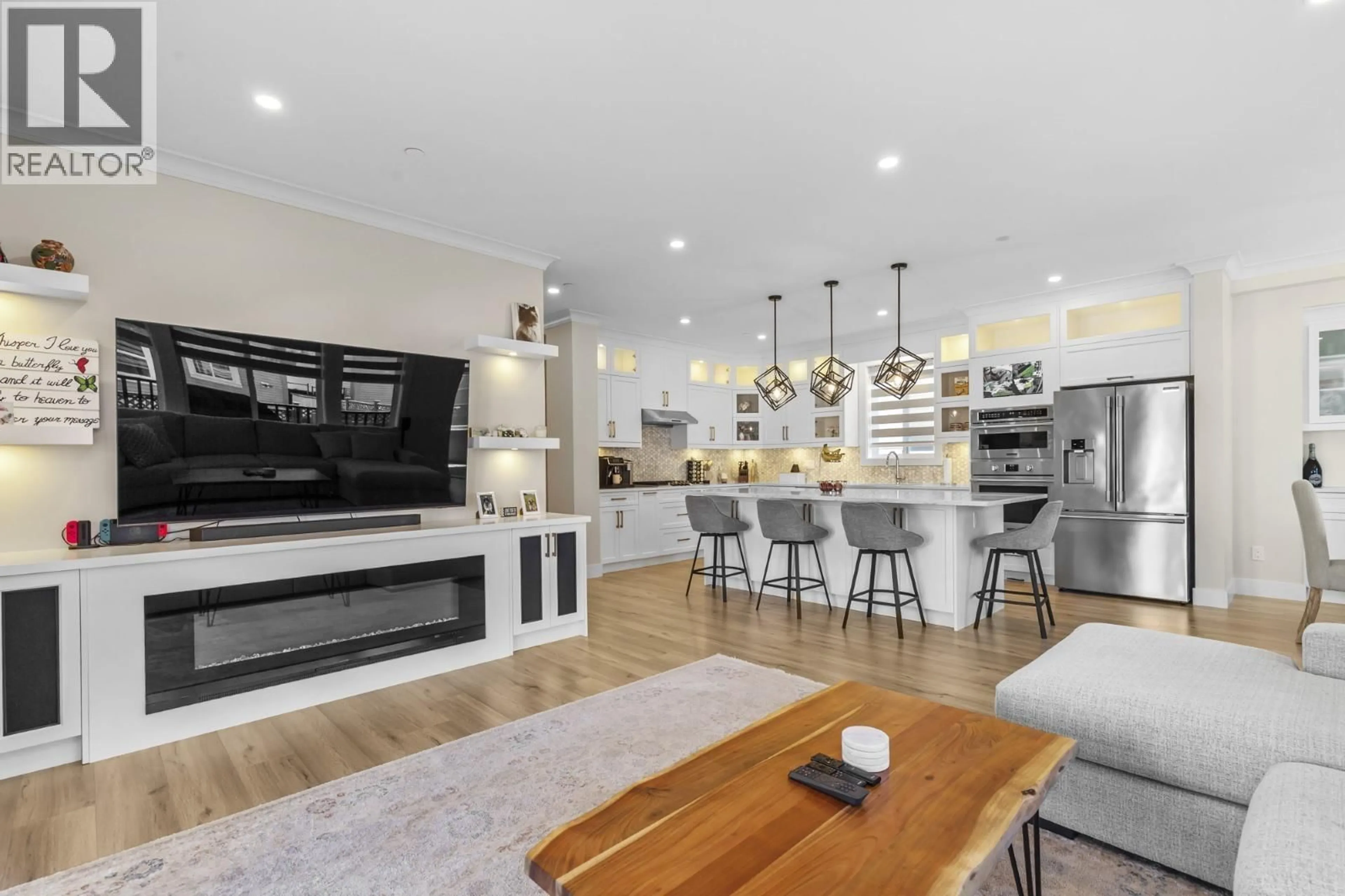 Open concept kitchen, unknown for 20388 WICKLUND AVENUE, Maple Ridge British Columbia V2X2Z5