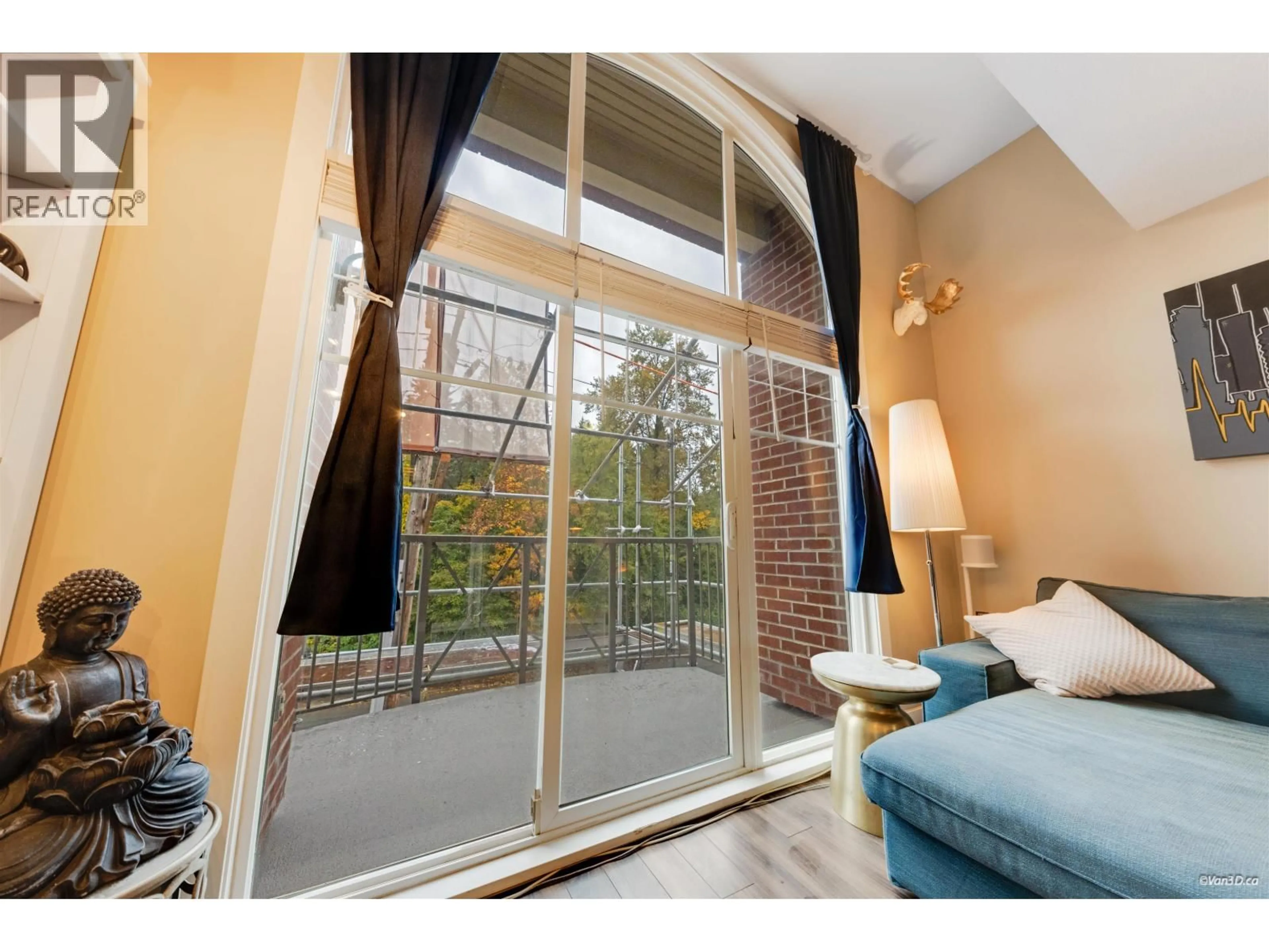 A pic of a room for 403 - 3250 ST JOHNS STREET, Port Moody British Columbia V3H0B1