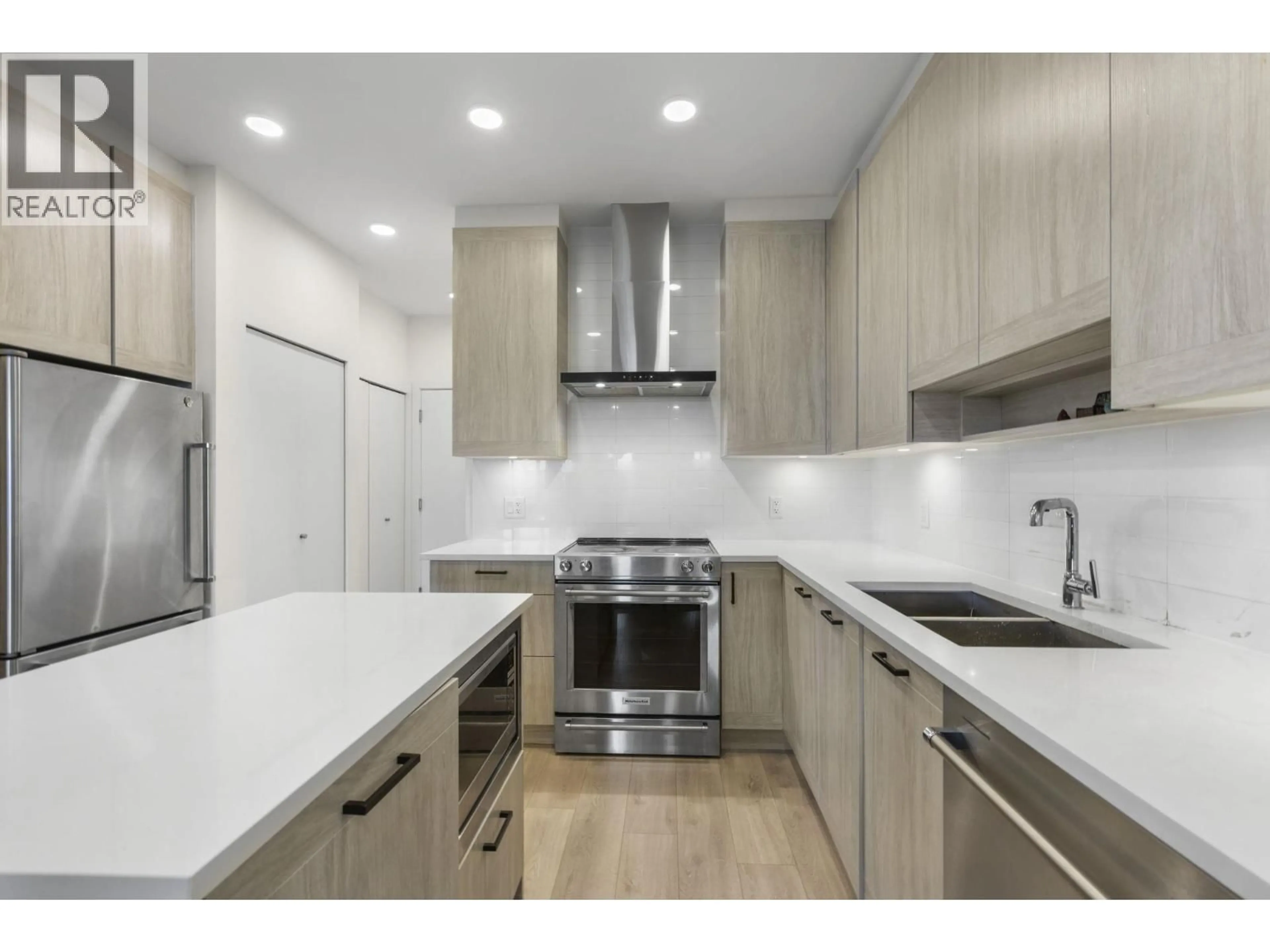 Unknown for 510 - 7579 16TH STREET, Burnaby British Columbia V3N0H7