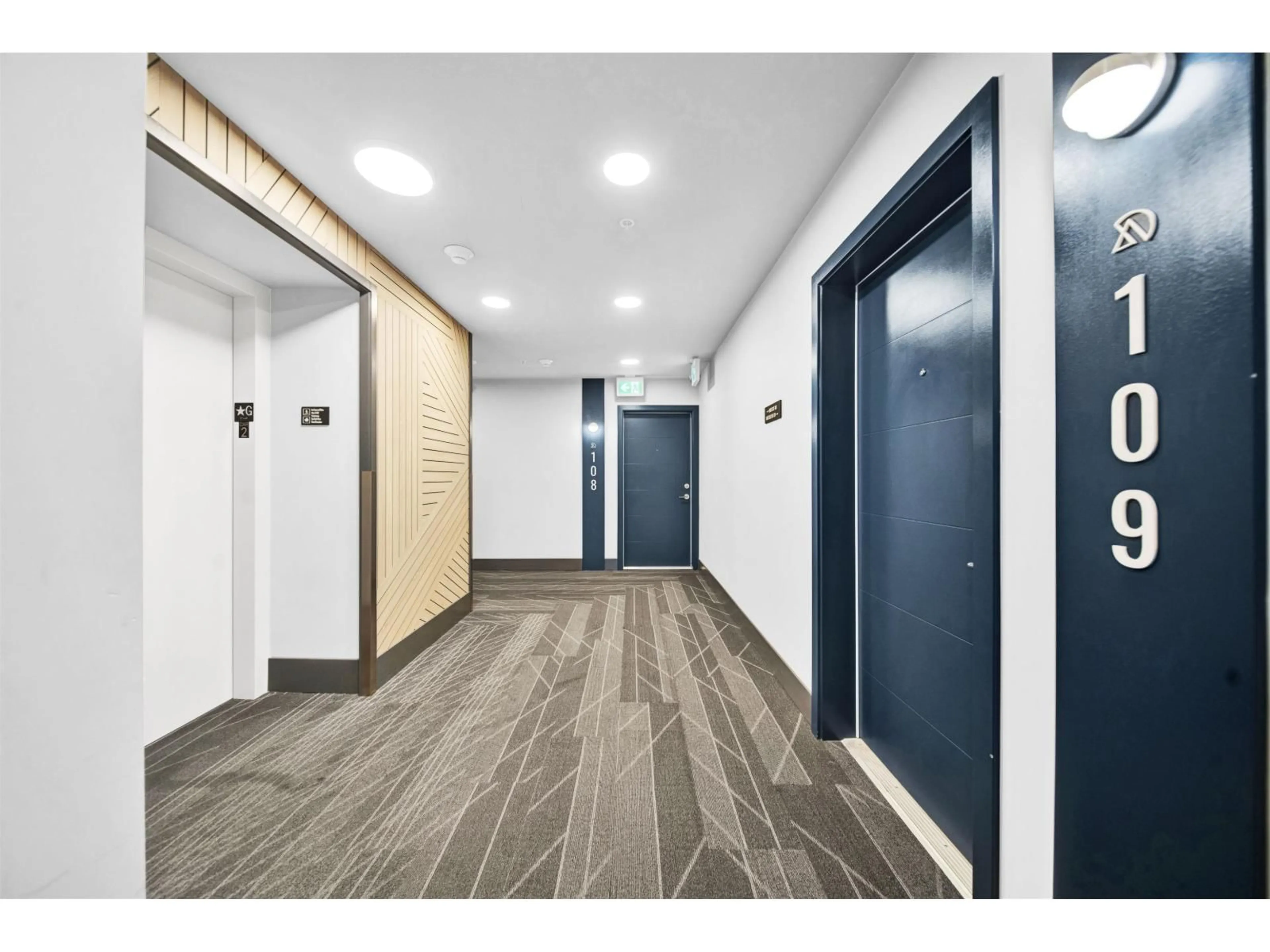 Indoor foyer for 109 - 7936 206, Langley British Columbia V2Y1X6