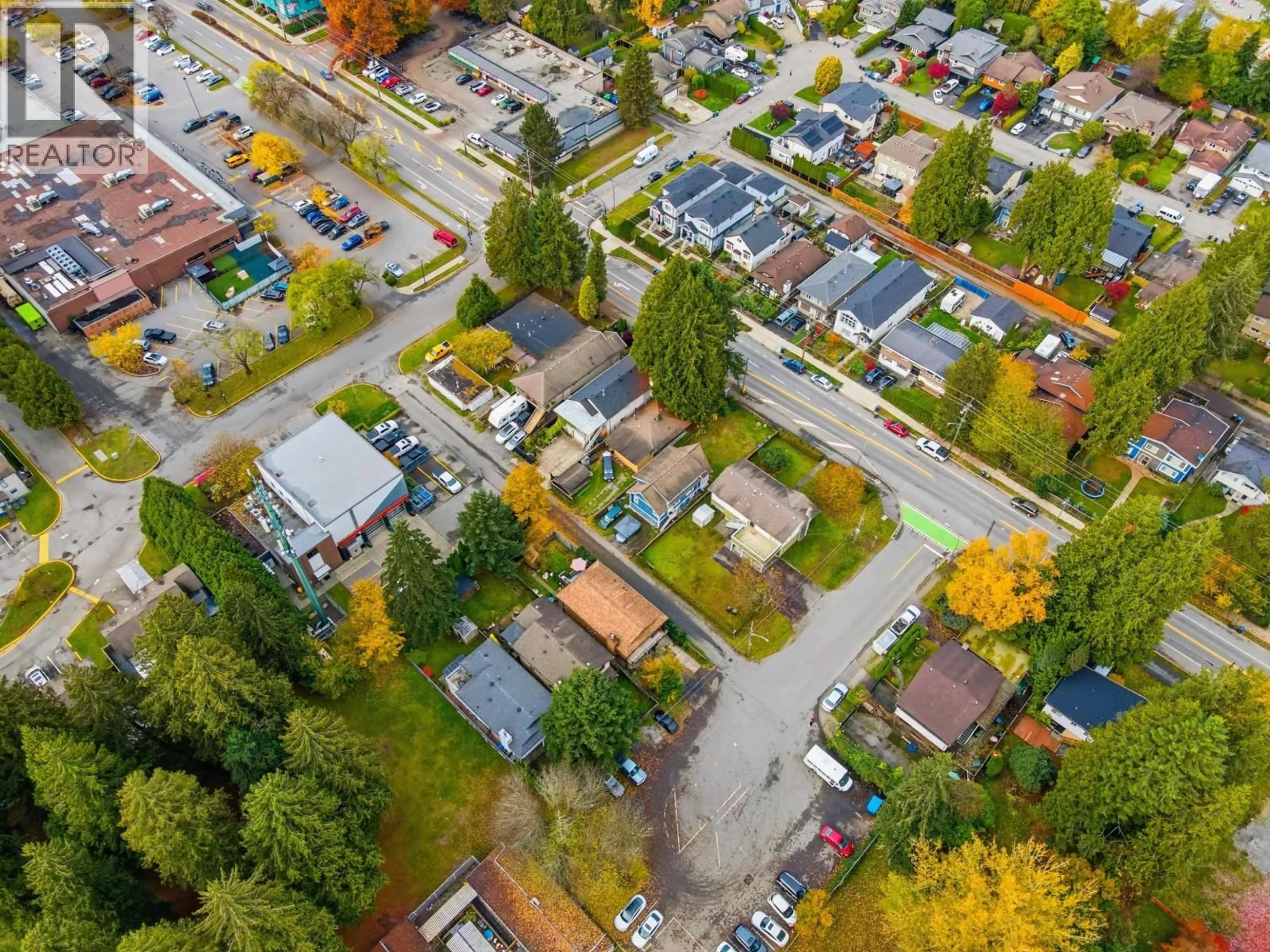 A pic from outside/outdoor area/front of a property/back of a property/a pic from drone, street for 1376 PRAIRIE AVENUE, Port Coquitlam British Columbia V3B1T2