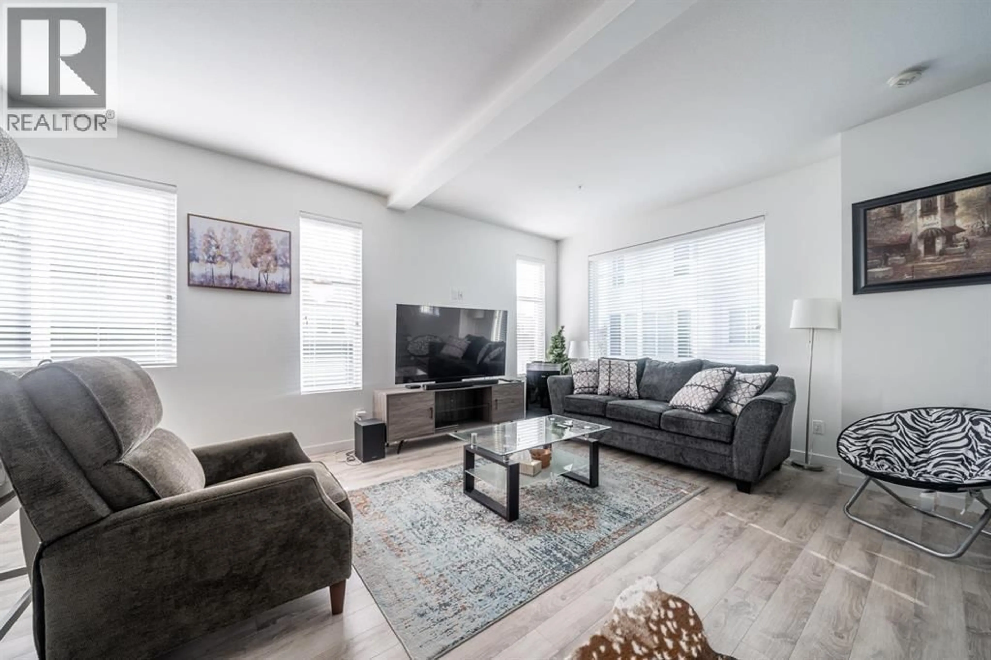 Living room with furniture, unknown for 37 - 11272 240 STREET, Maple Ridge British Columbia V2W0J8