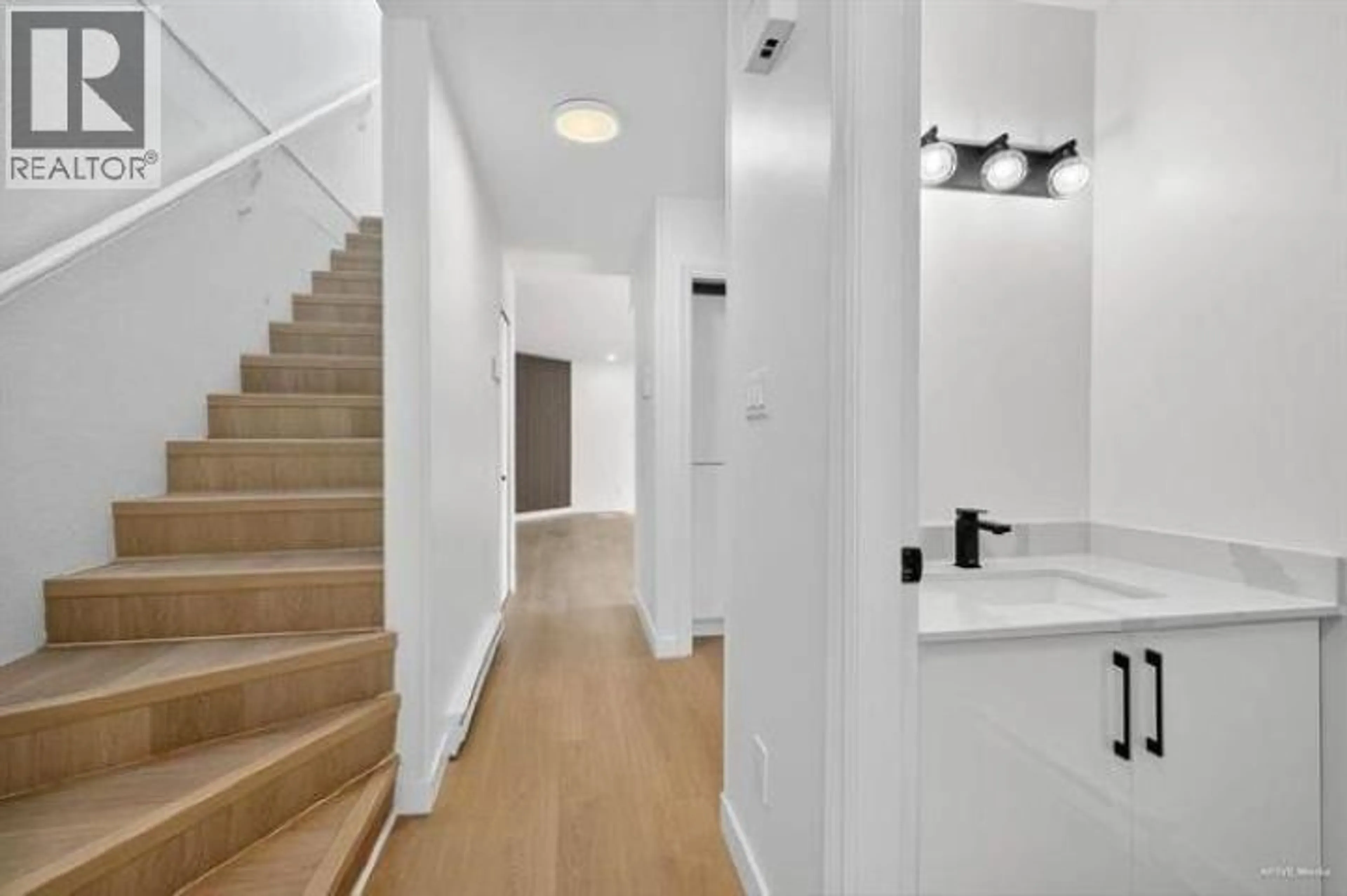 Unknown for 35 - 6100 TIFFANY BOULEVARD, Richmond British Columbia V7C5A8