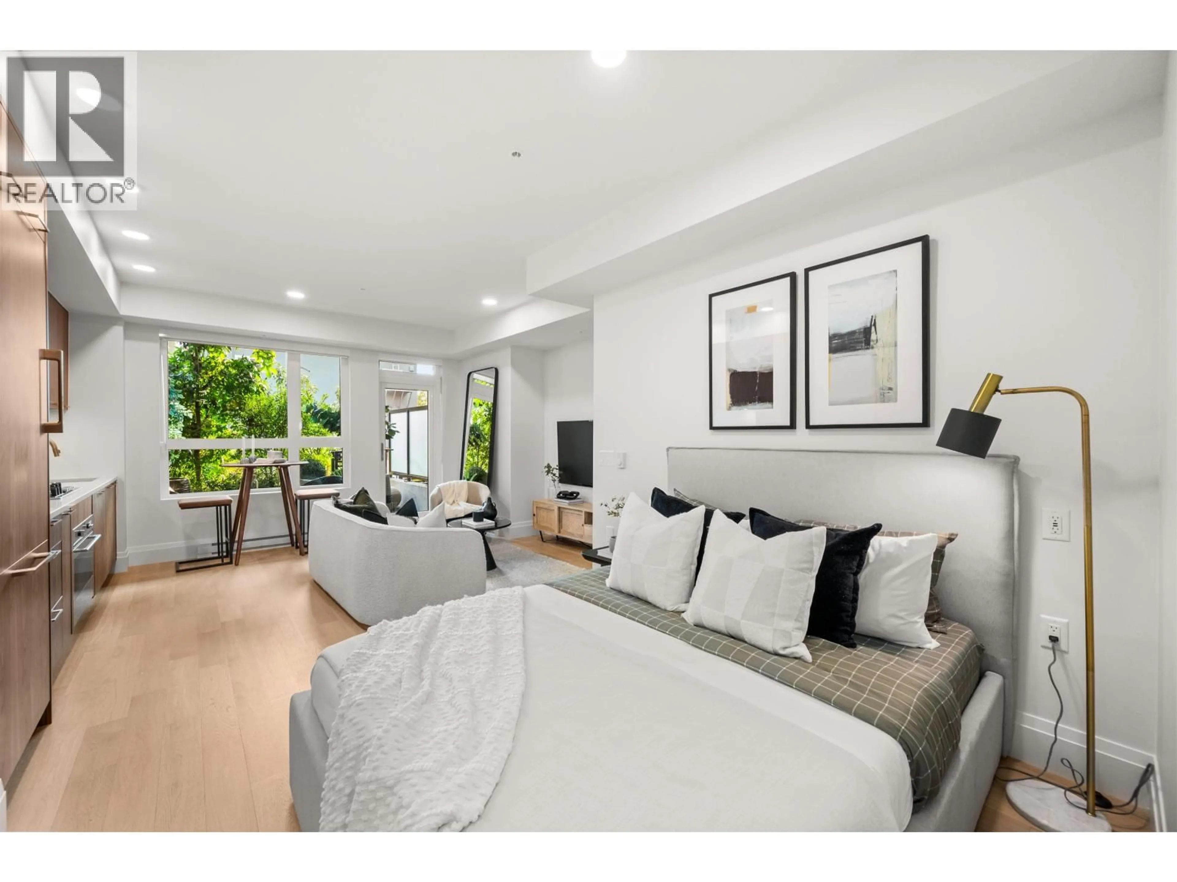 A pic of a room for 106 - 2550 GARDEN DRIVE, Vancouver British Columbia V5N4X6