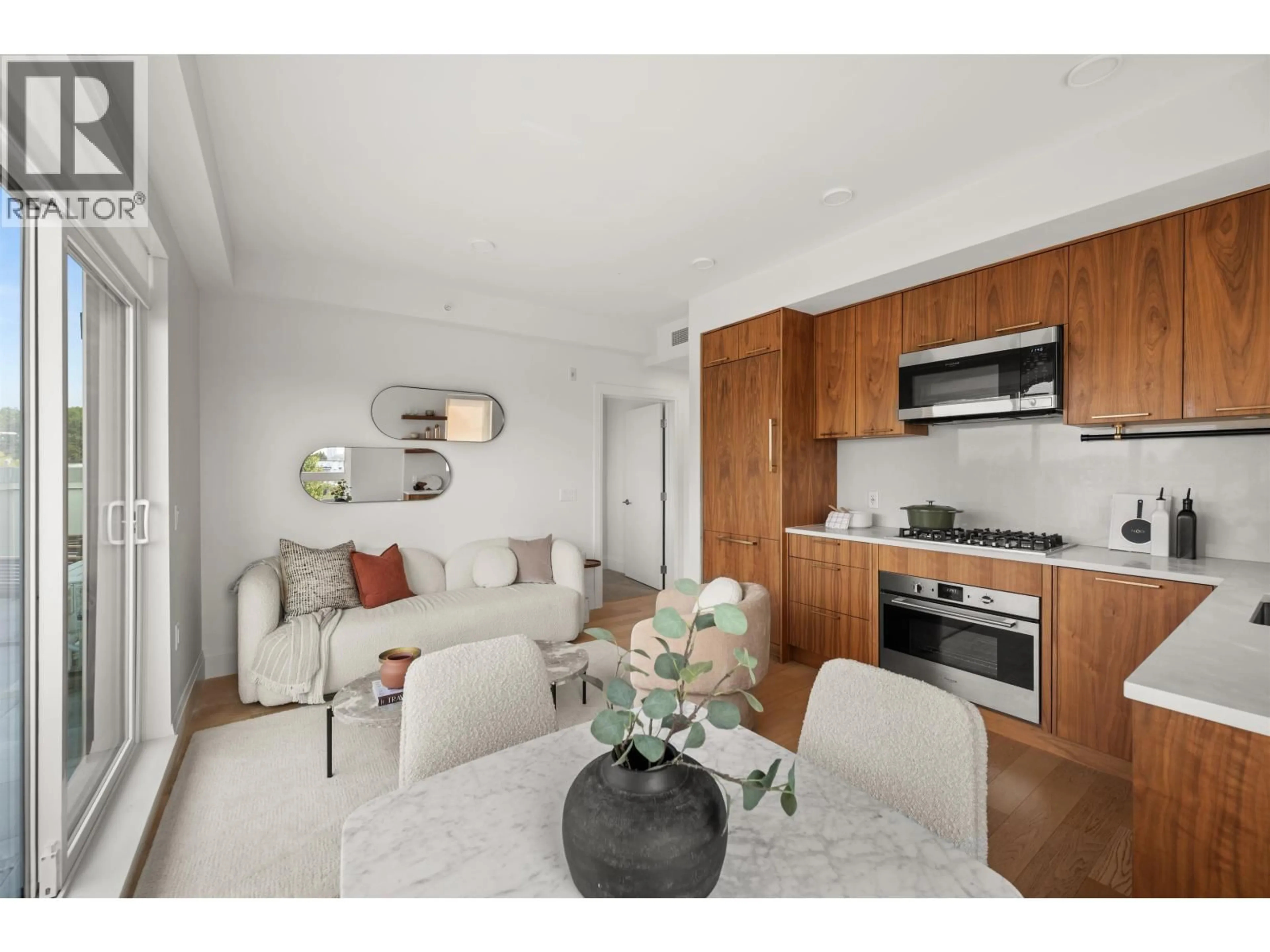 Unknown for 406 - 2550 GARDEN DRIVE, Vancouver British Columbia V5N4X6