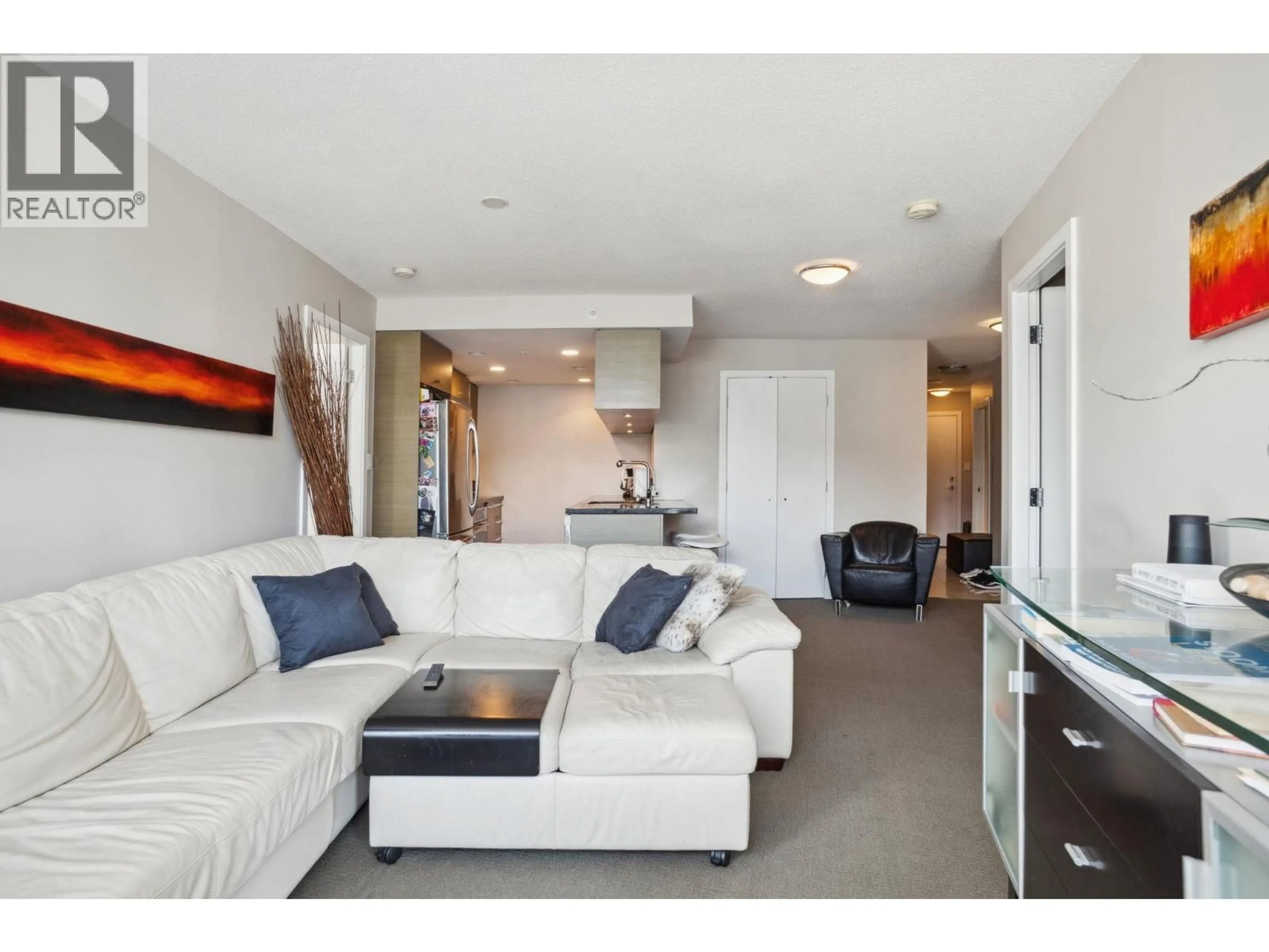 Living room with furniture, unknown for 714 - 833 SEYMOUR STREET, Vancouver British Columbia V6B0G4