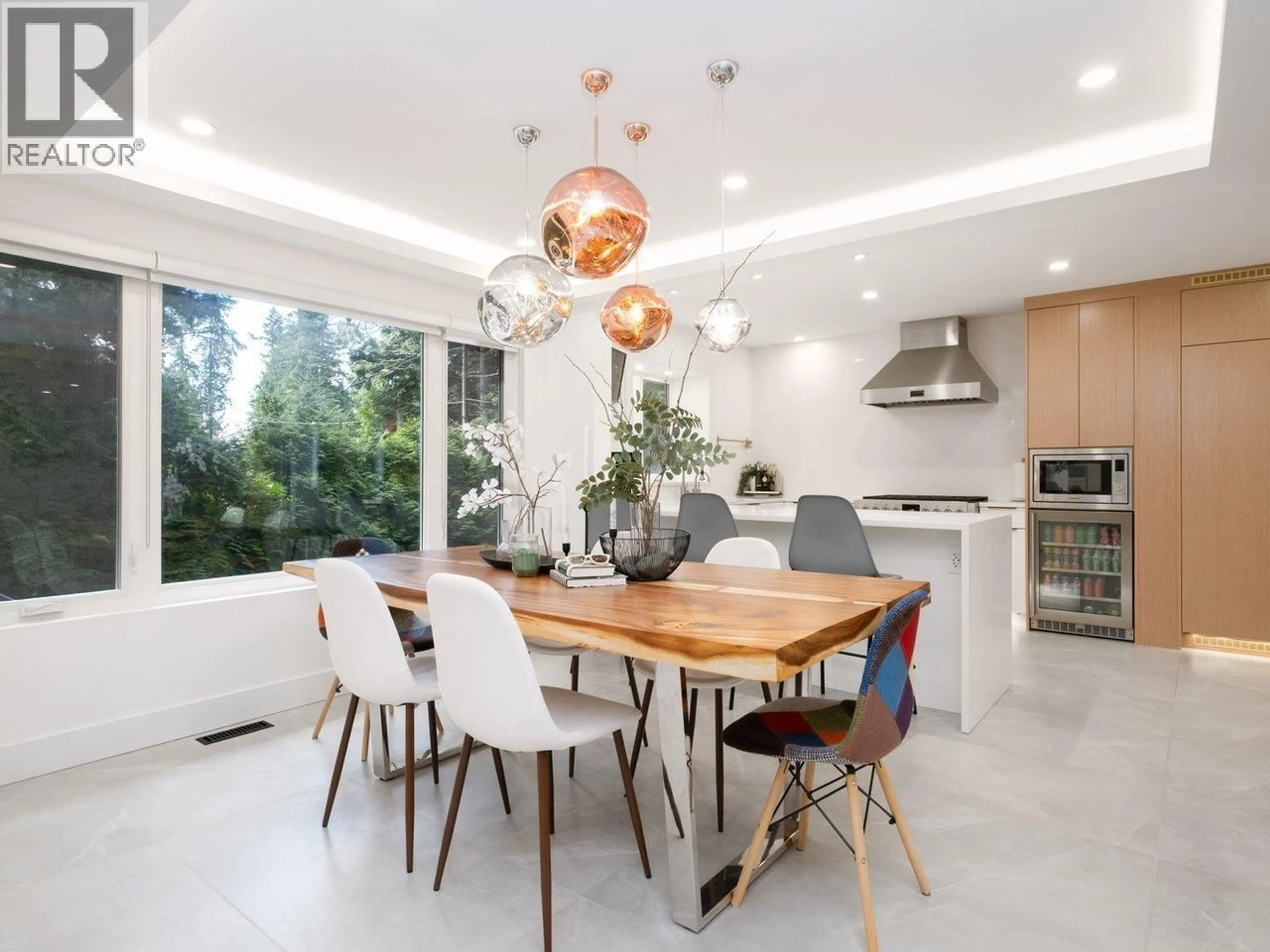 Contemporary kitchen, unknown for 4283 CAPILANO ROAD, North Vancouver British Columbia V7R4J6