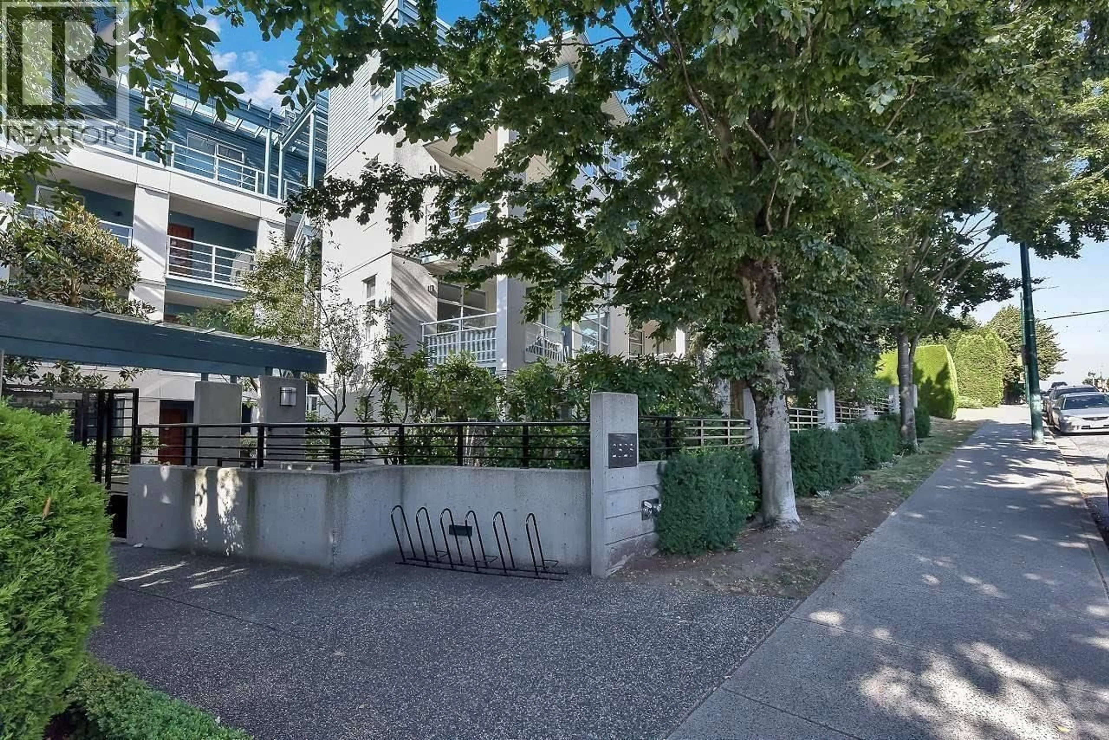 Unknown for 304 - 2525 BLENHEIM STREET, Vancouver British Columbia V6K4W6