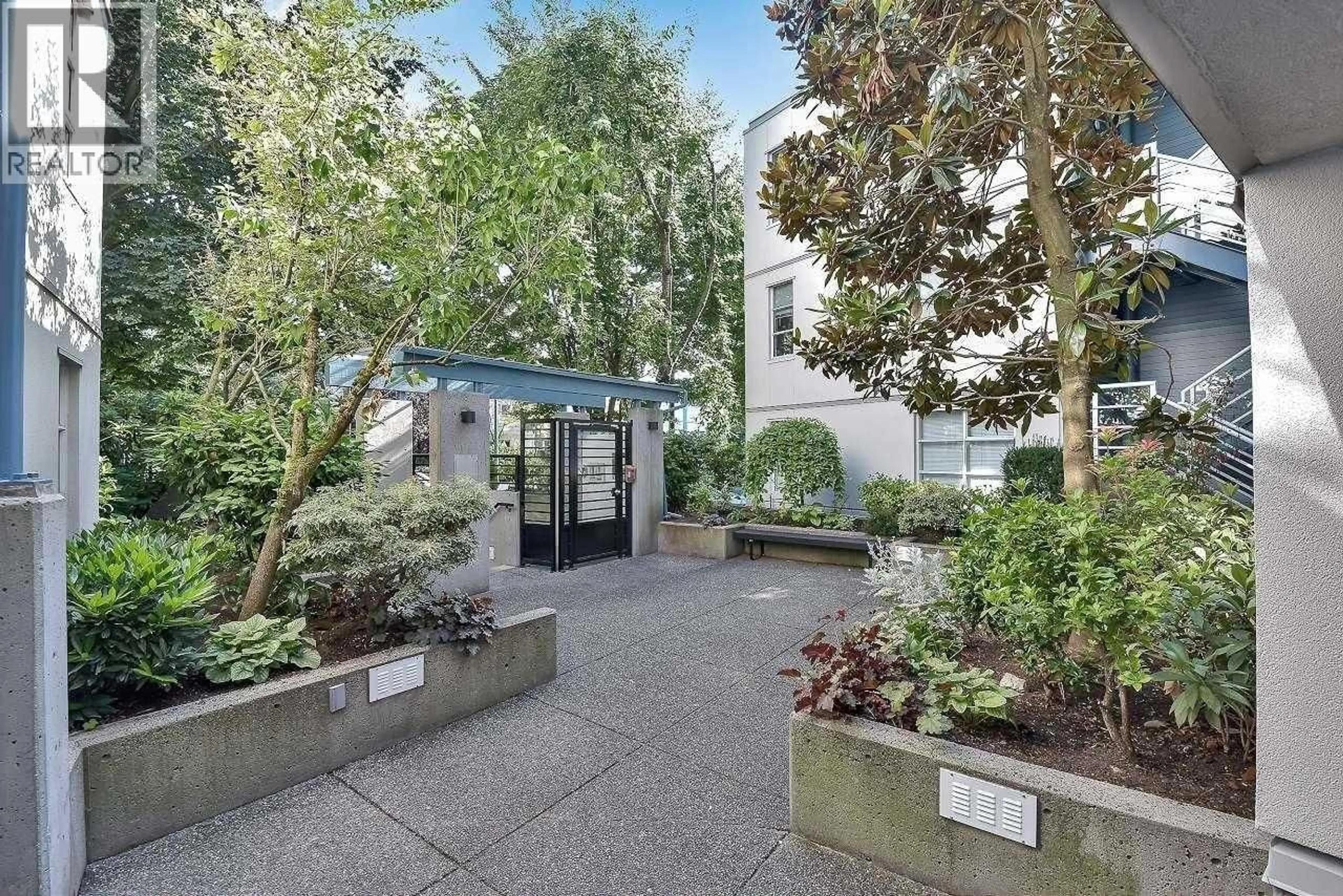 Unknown for 304 - 2525 BLENHEIM STREET, Vancouver British Columbia V6K4W6