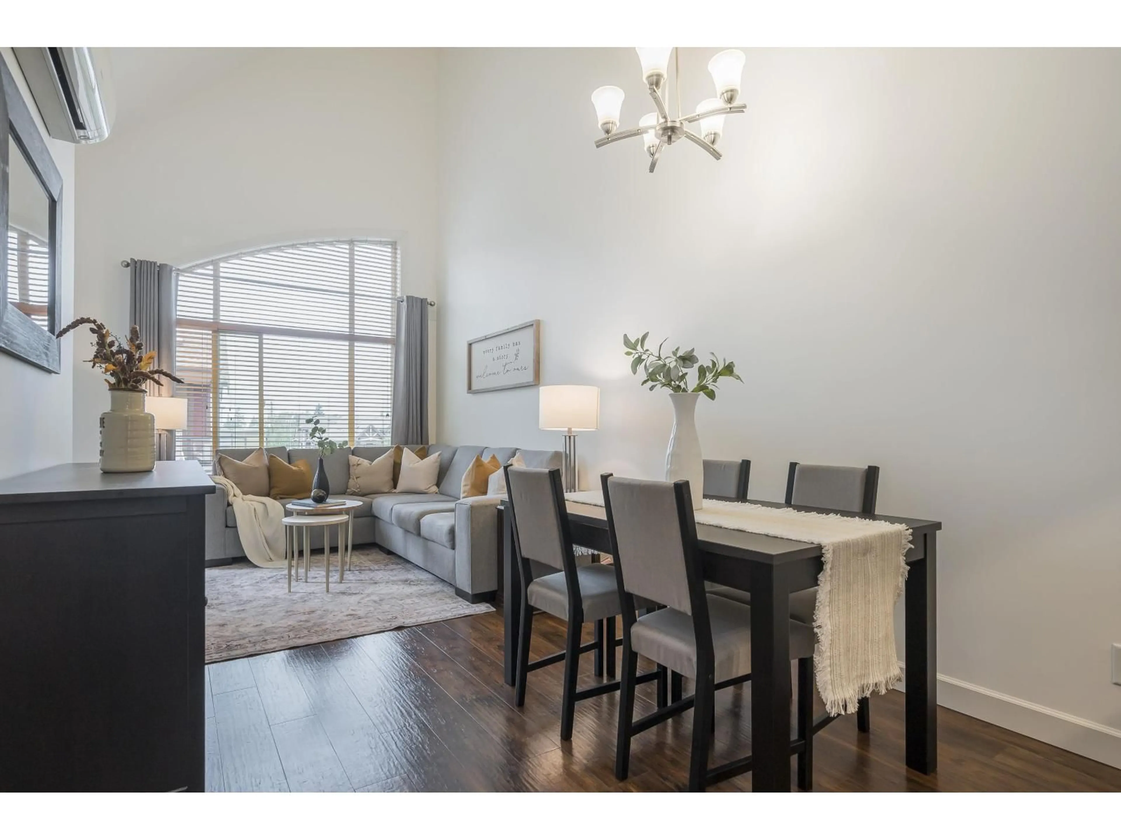 Dining room, wood/laminate floor for 592 - 8288 207A, Langley British Columbia V2Y0L2