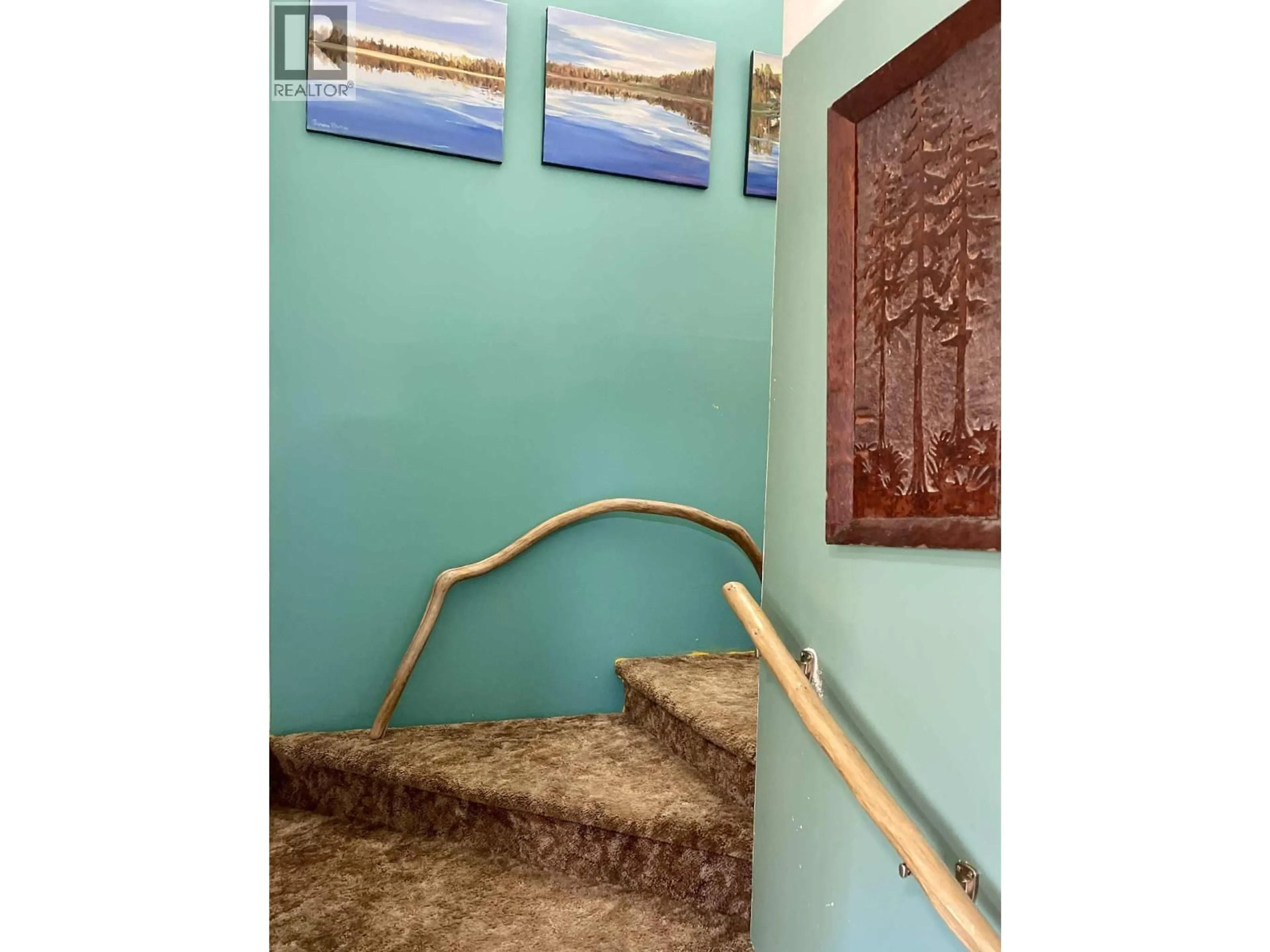 Indoor entryway for 259 20 MACKENZIE HIGHWAY, Hagensborg British Columbia V0T1H0