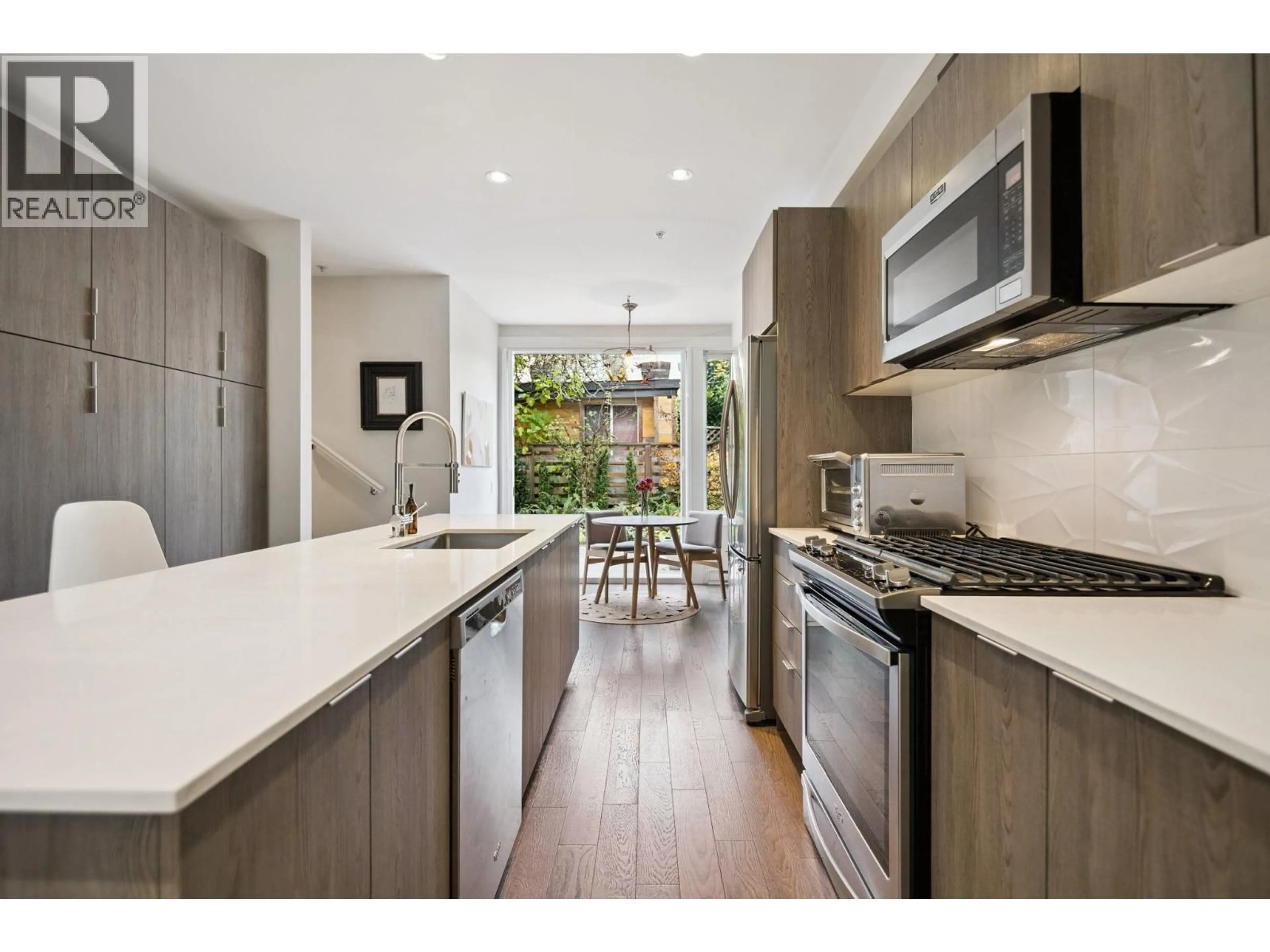 Open concept kitchen, unknown for 13 - 531 EAST 16TH AVENUE, Vancouver British Columbia V5T2V1