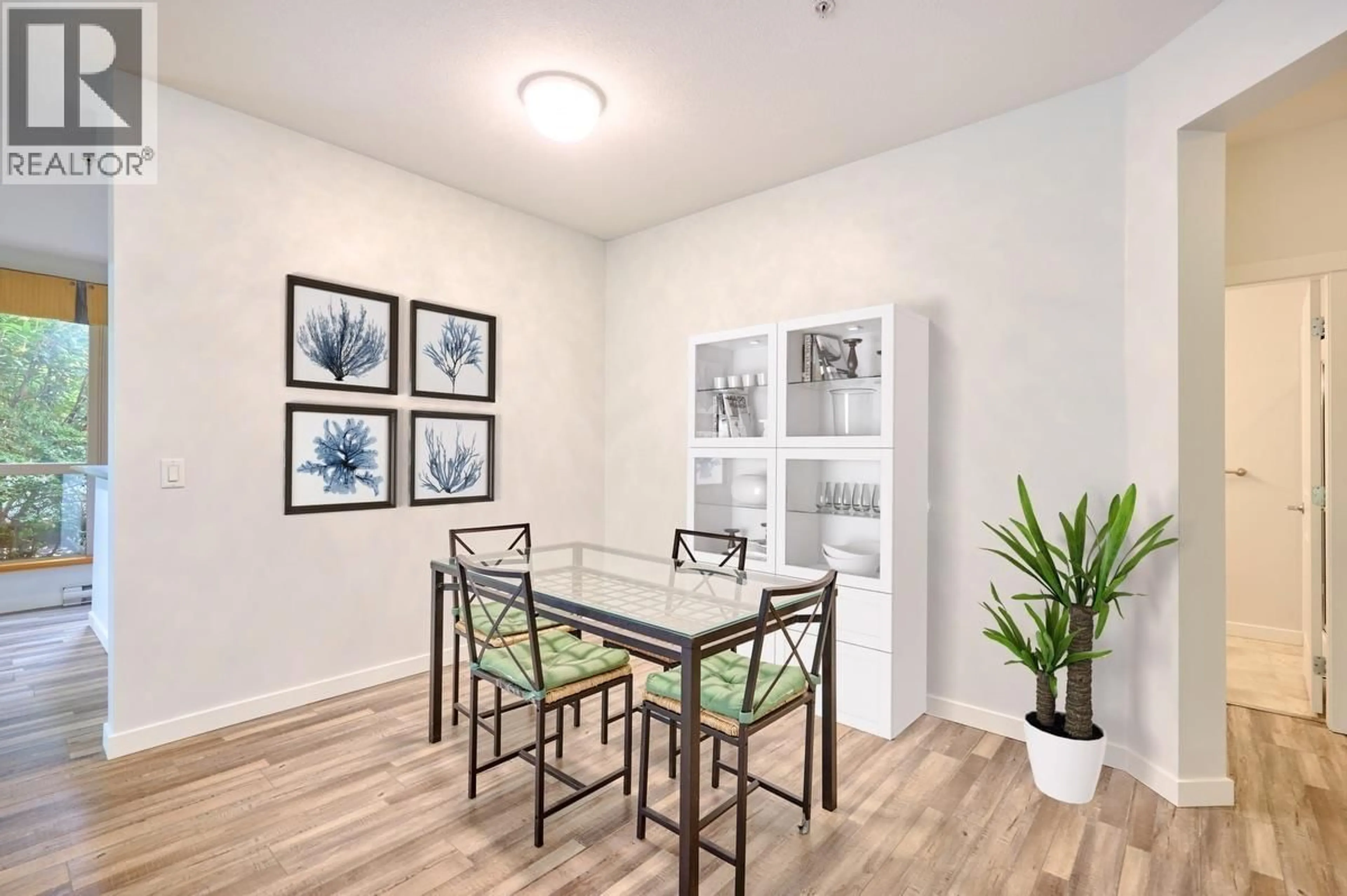 Dining room, wood/laminate floor for 119 - 801 KLAHANIE DRIVE, Port Moody British Columbia V3H5K4