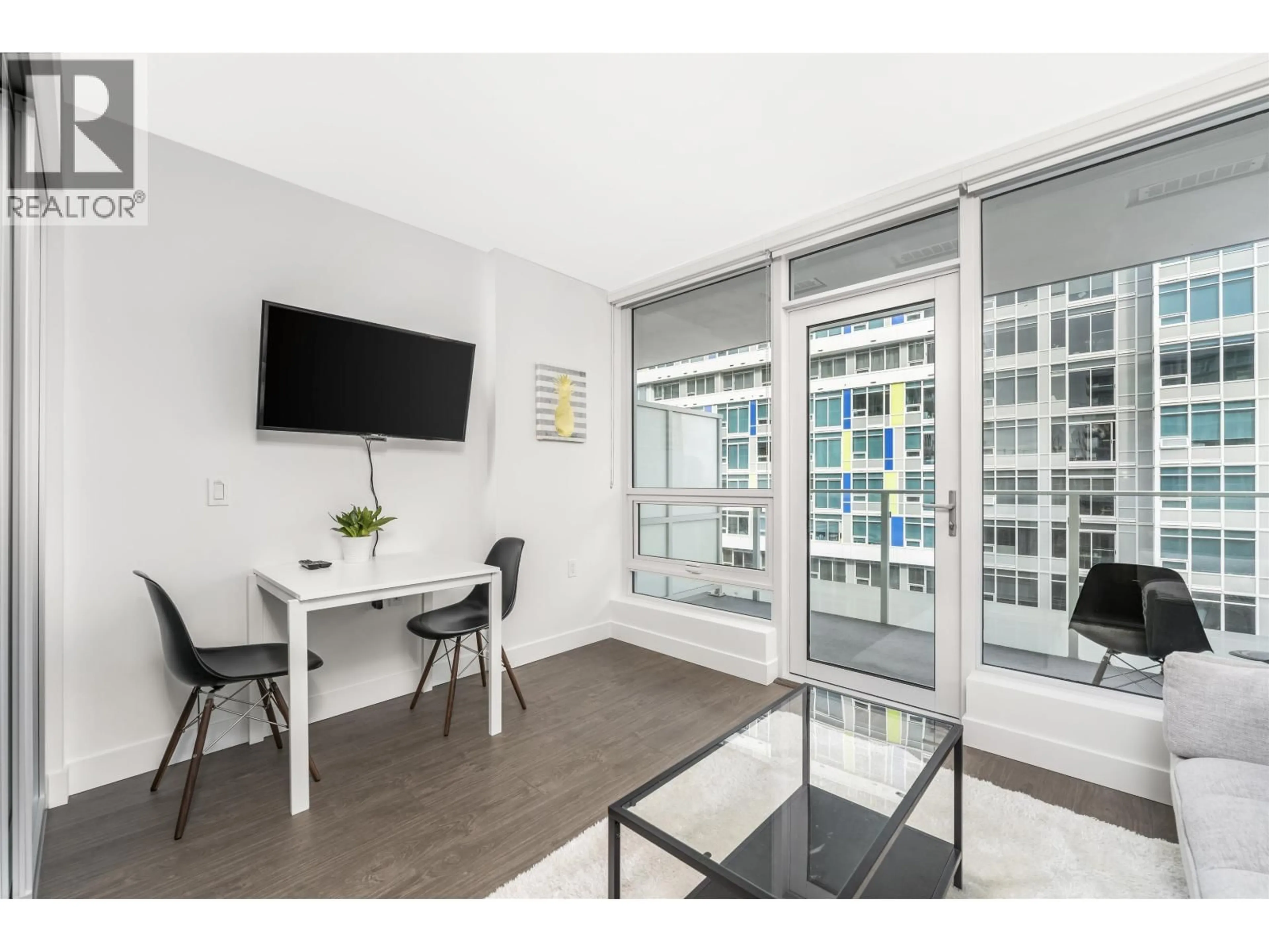 A pic of a room for 810 - 6320 NO.3 ROAD, Richmond British Columbia V6Y0L5