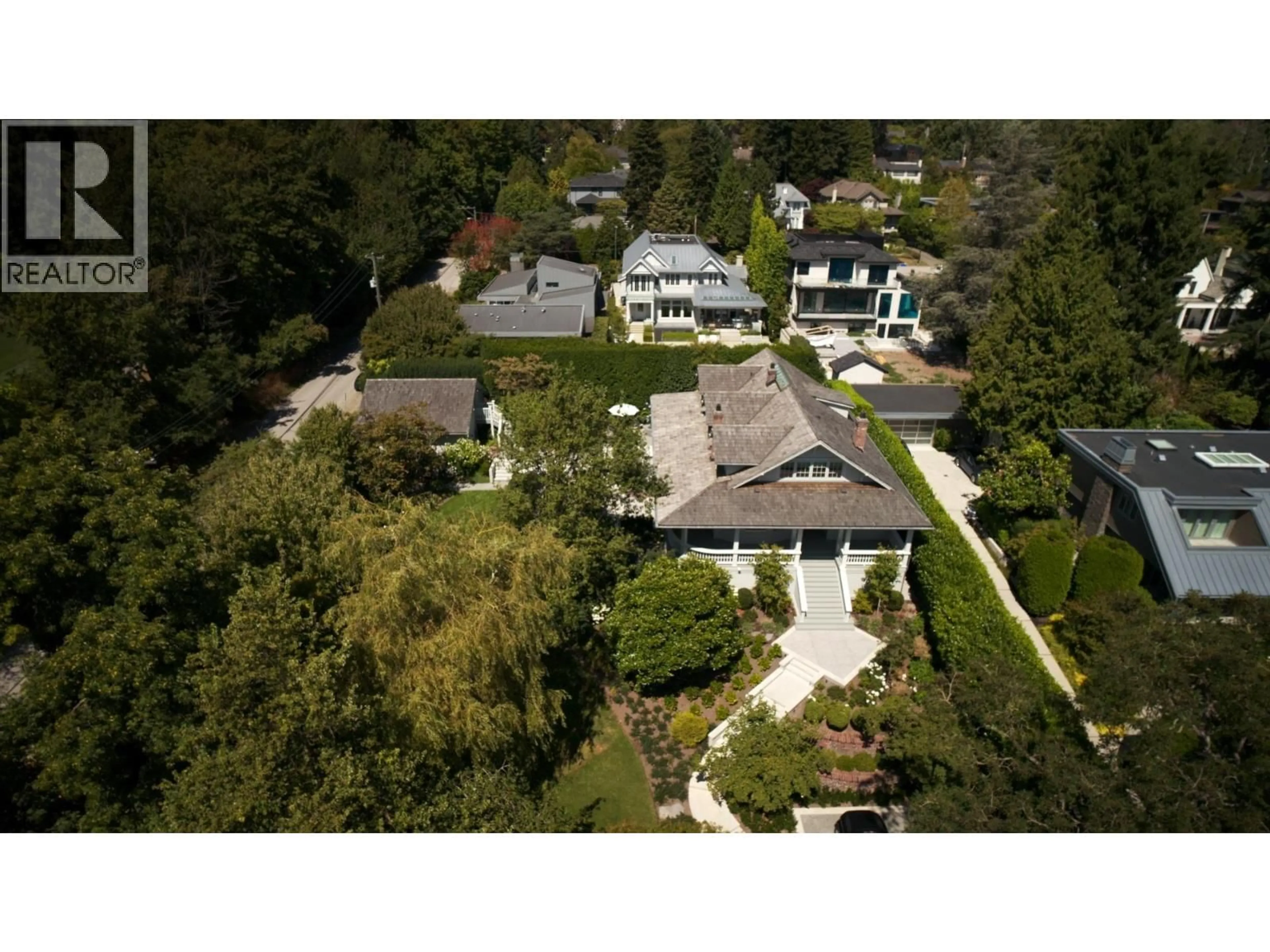 A pic from outside/outdoor area/front of a property/back of a property/a pic from drone, street for 6476 BLENHEIM STREET, Vancouver British Columbia V6N1R5