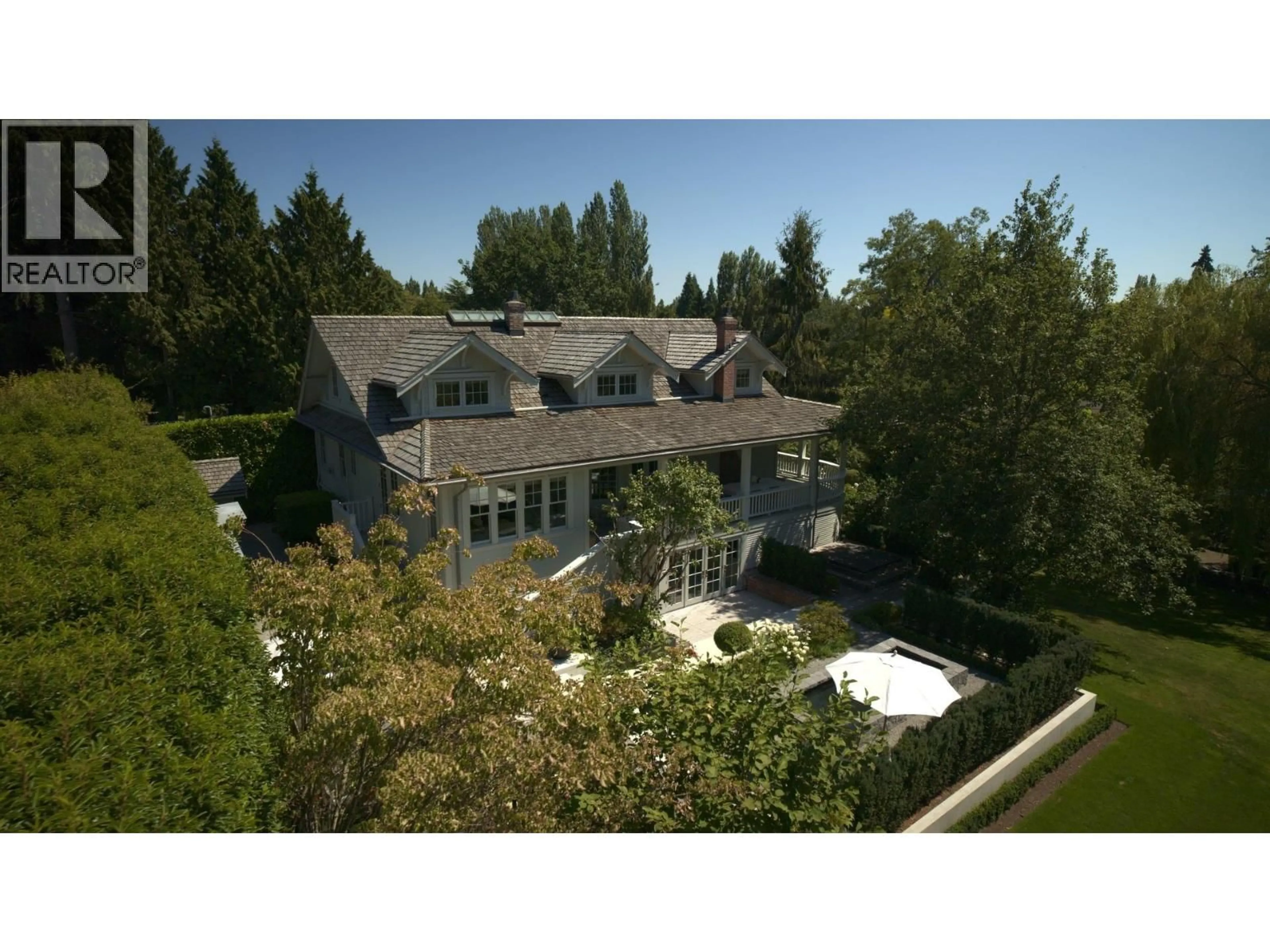 A pic from outside/outdoor area/front of a property/back of a property/a pic from drone, unknown for 6476 BLENHEIM STREET, Vancouver British Columbia V6N1R5