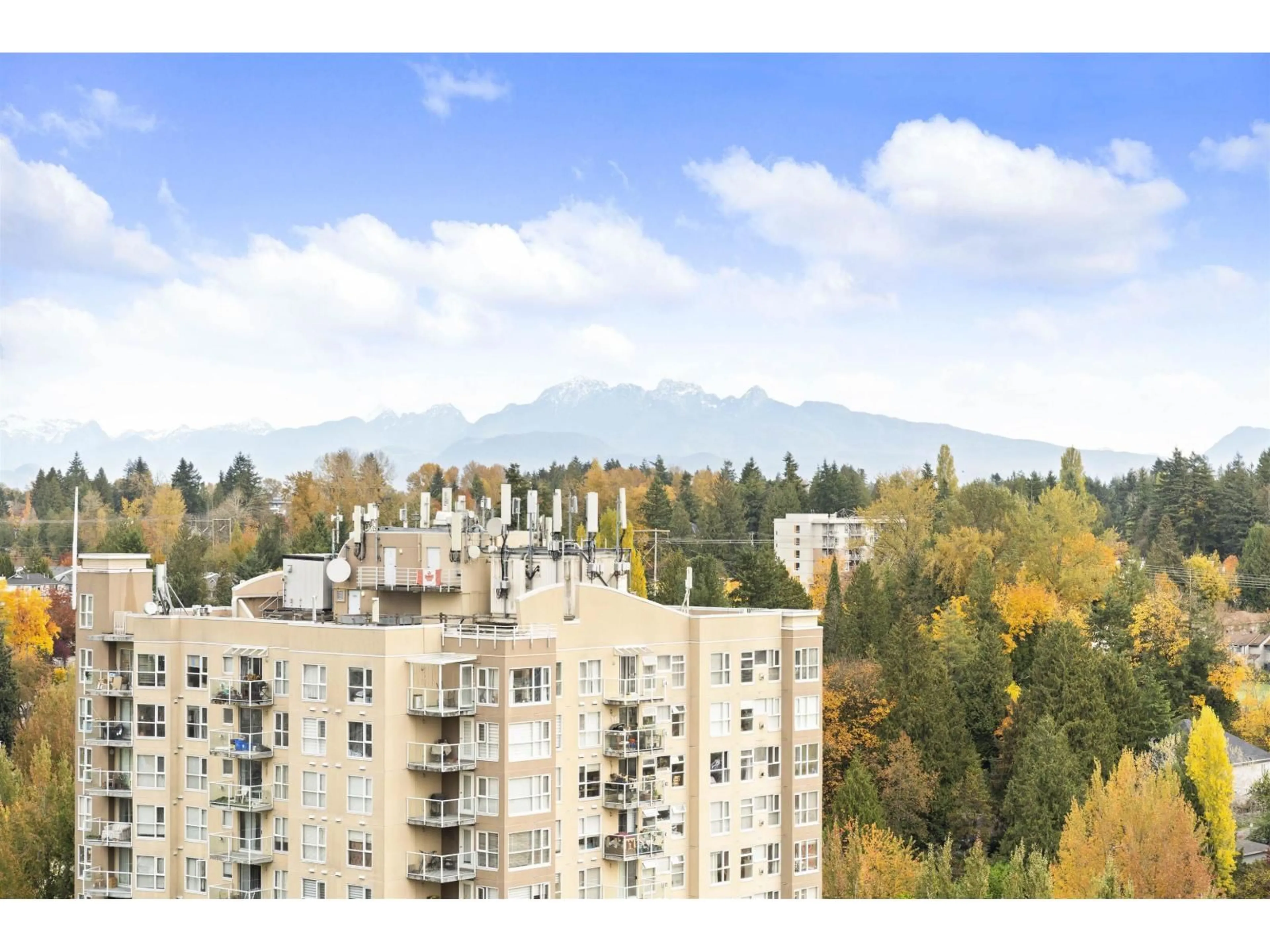 Unknown for 1407 - 13745 GEORGE JUNCTION, Surrey British Columbia V3T4Y3