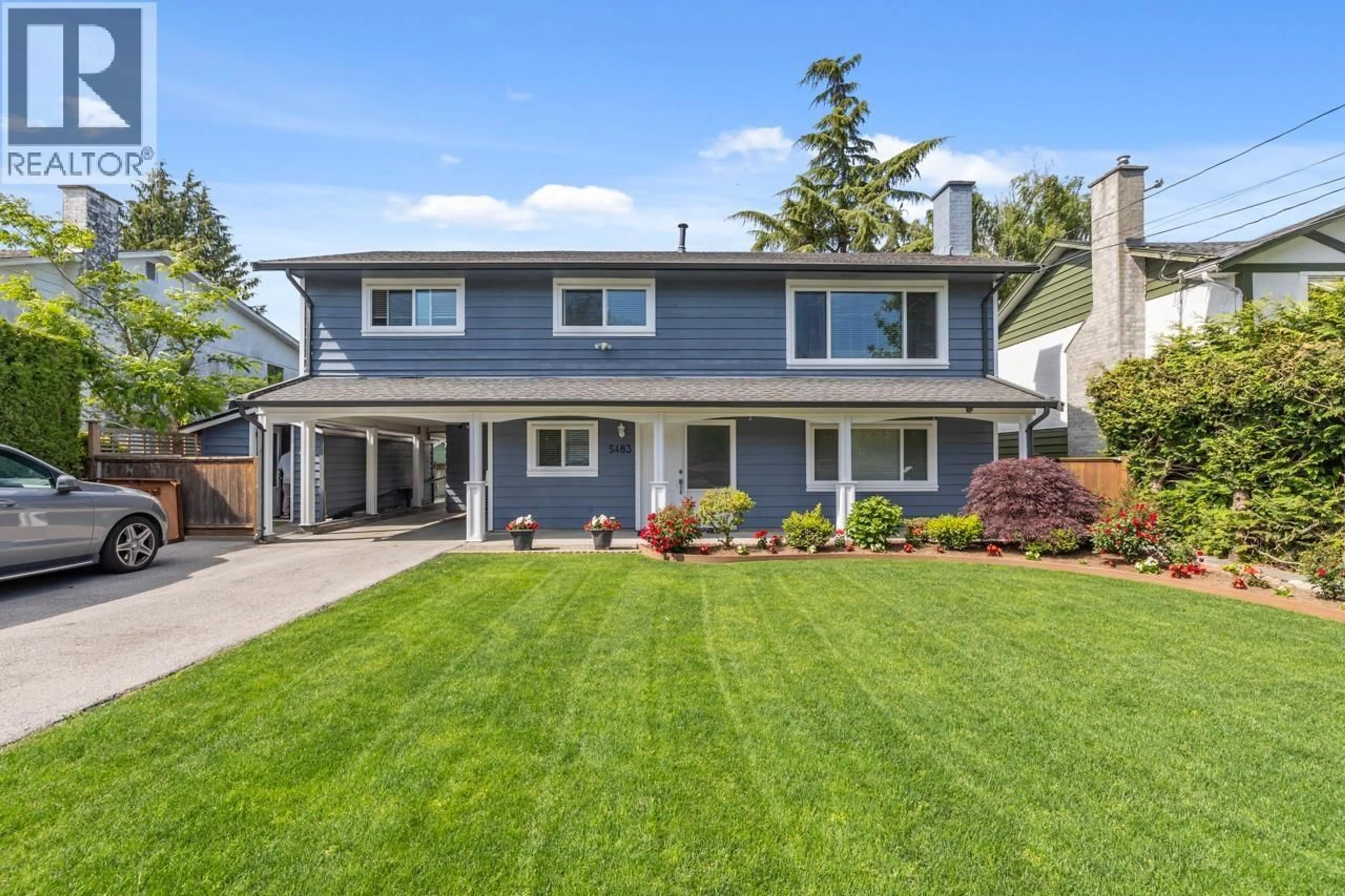 Home with vinyl exterior material, street for 5483 CHESTNUT CRESCENT, Delta British Columbia V4K1J5