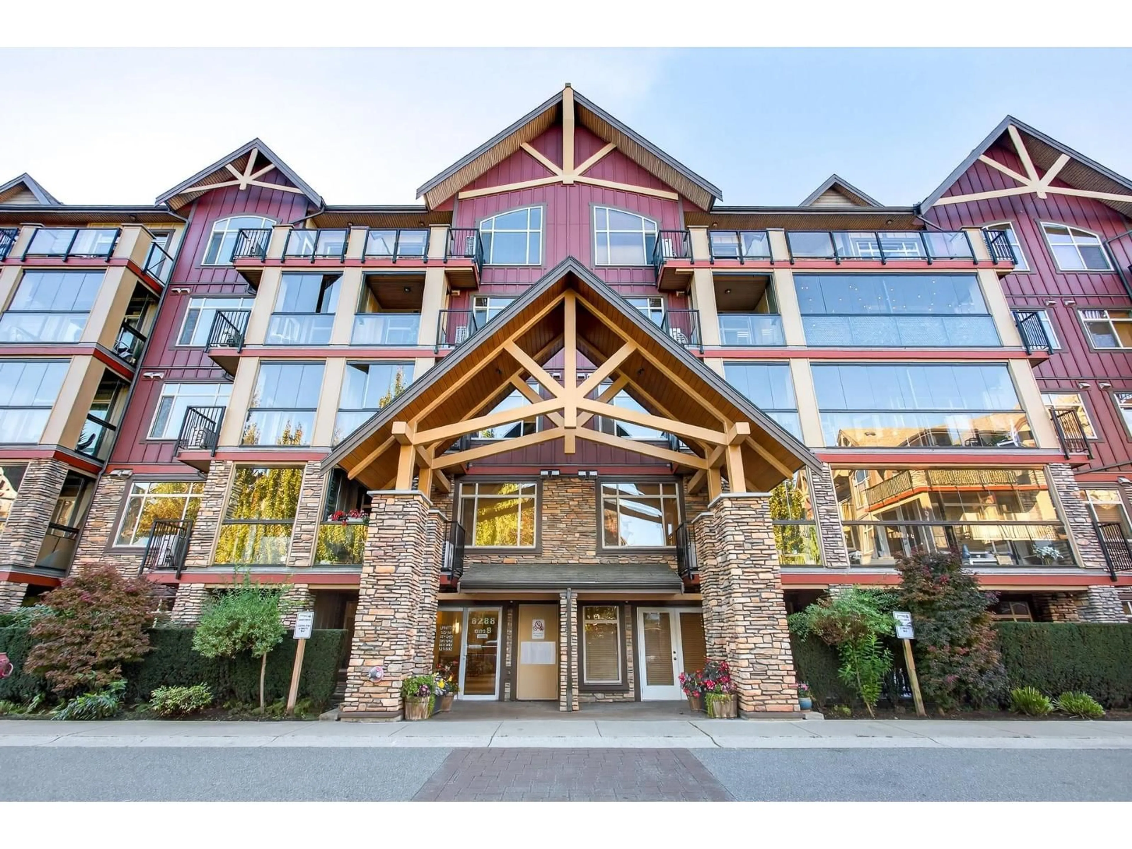 Indoor foyer for 139 - 8288 207A, Langley British Columbia V2Y0L2