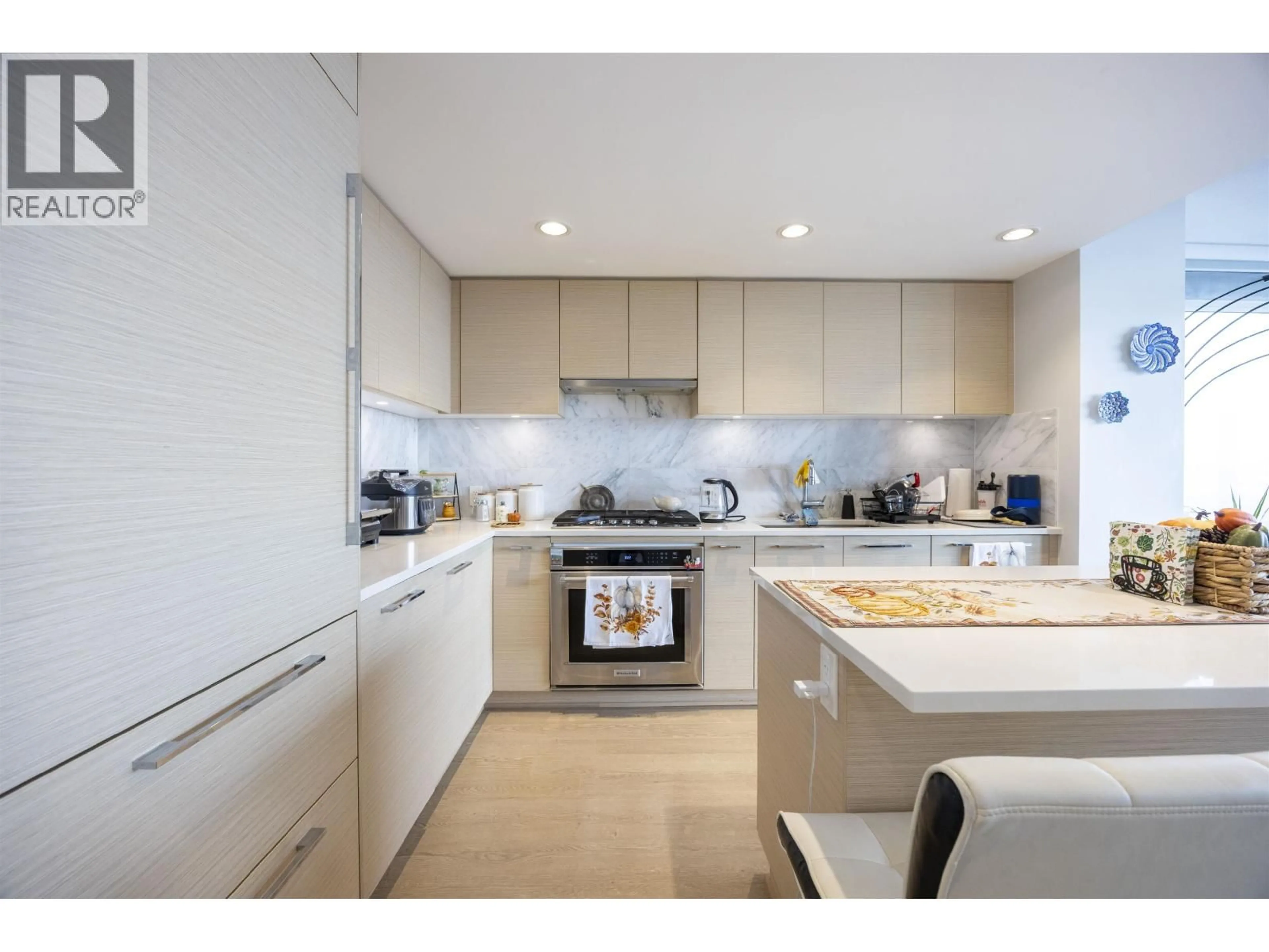 Unknown for 3006 - 6700 DUNBLANE AVENUE, Burnaby British Columbia V5H0J3