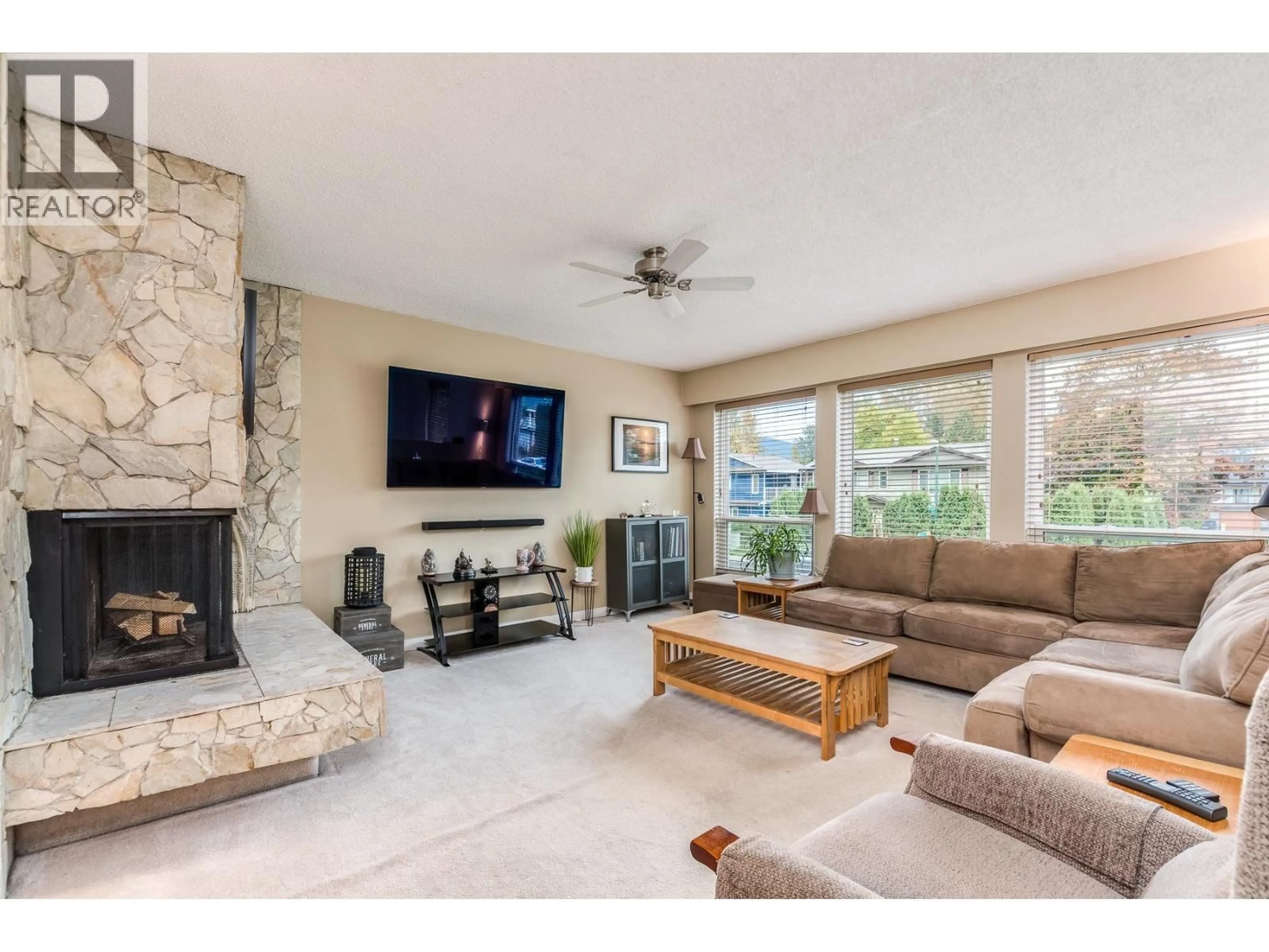 Living room with furniture, ceramic/tile floor for 1160 EAGLERIDGE DRIVE, Coquitlam British Columbia V3E1C2