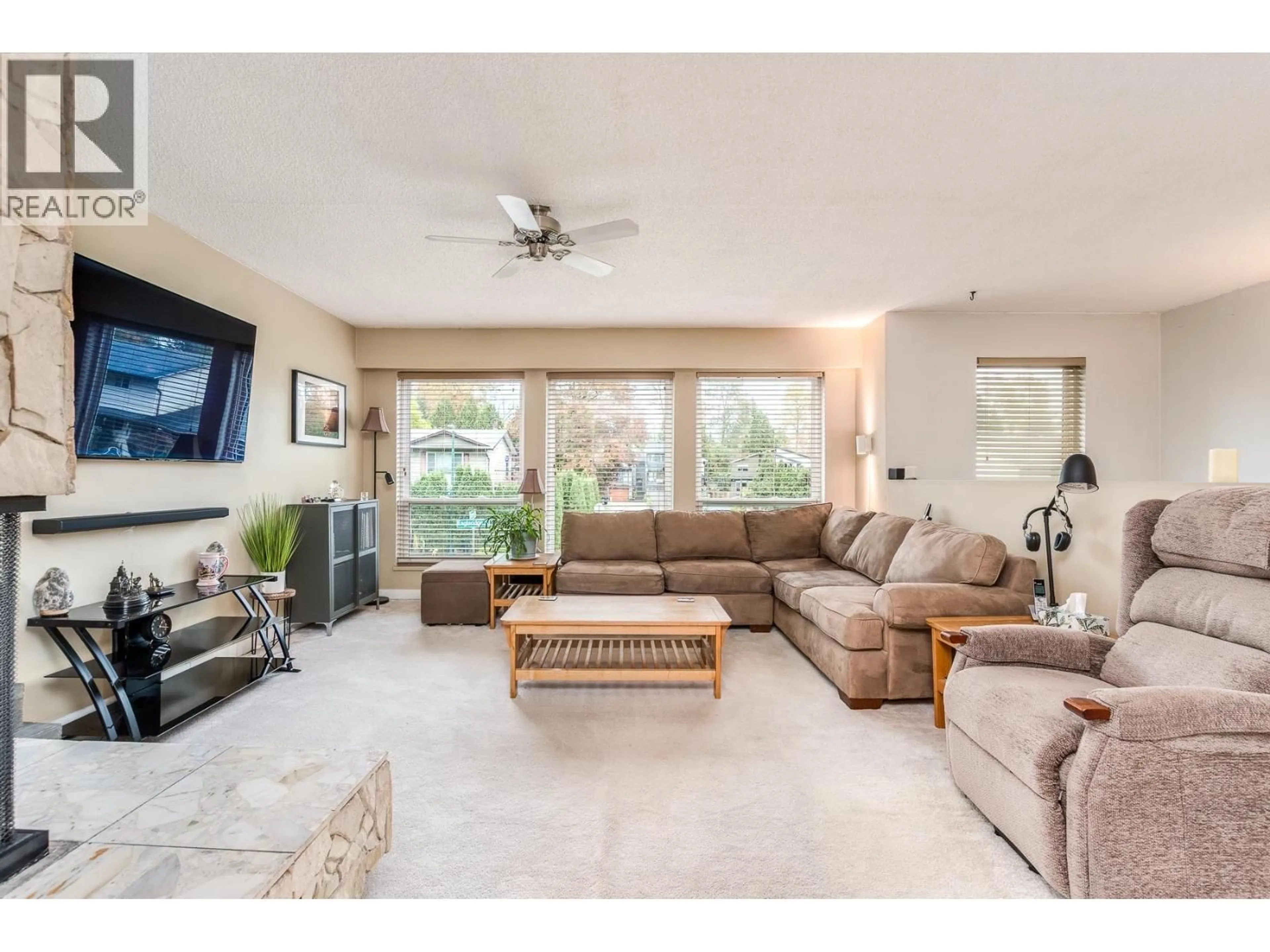 Living room with furniture, unknown for 1160 EAGLERIDGE DRIVE, Coquitlam British Columbia V3E1C2