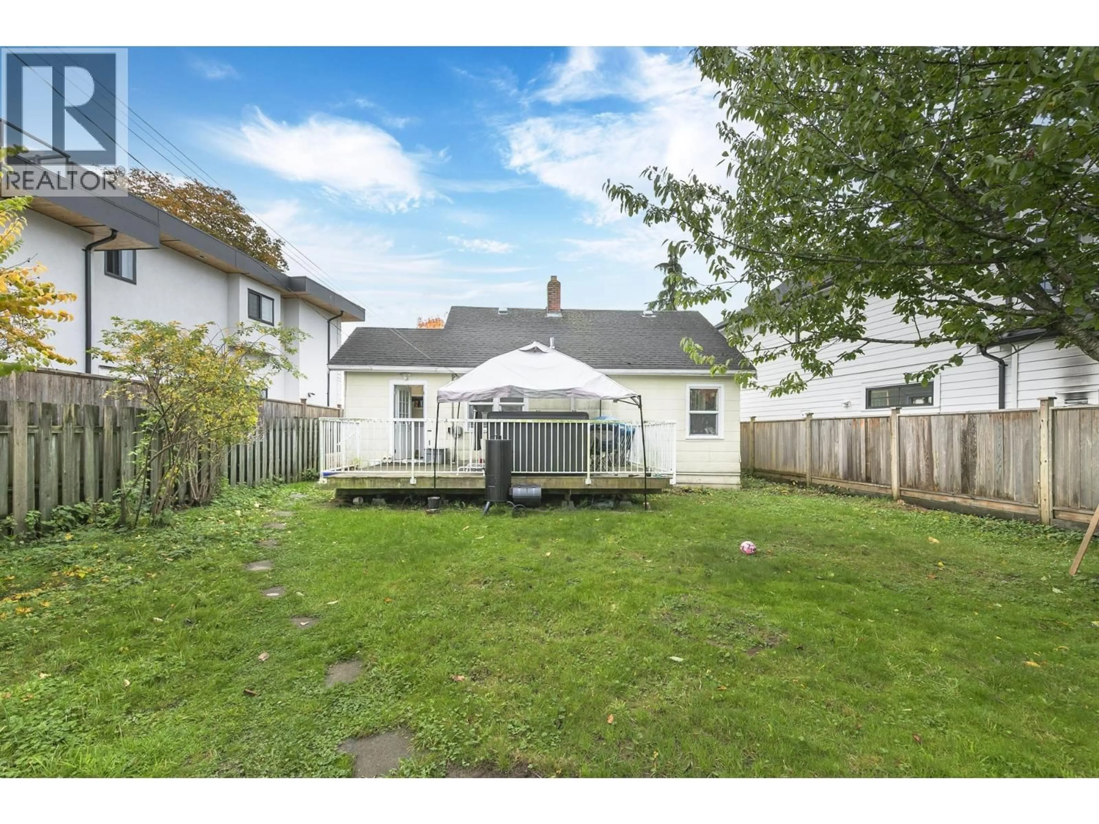 Unknown for 2251 WELLINGTON CRESCENT, Richmond British Columbia V7B1G9