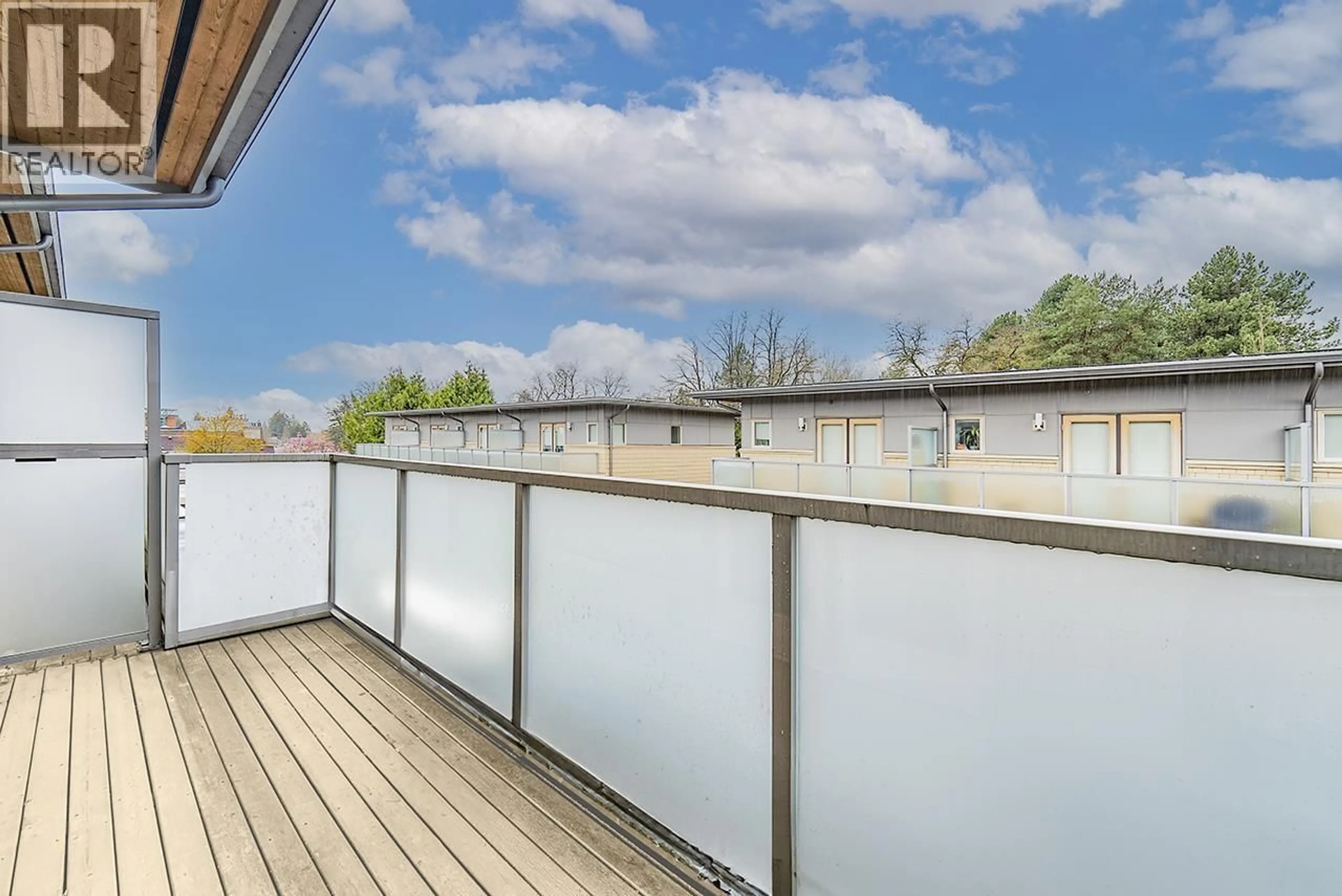 Patio, unknown for 5522 OAK STREET, Vancouver British Columbia V6M2V6