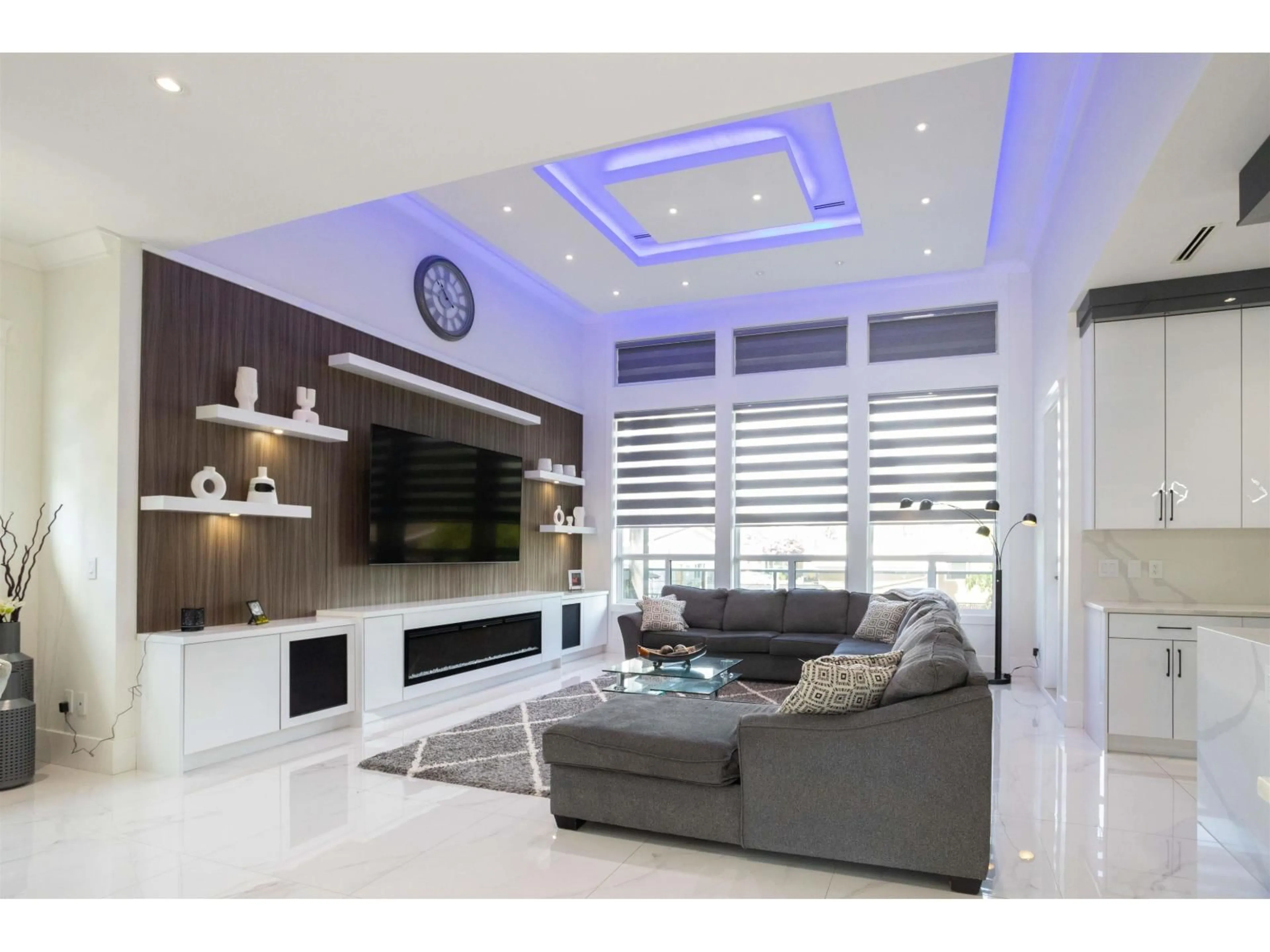 Home theater for 2305 BEAVER, Abbotsford British Columbia V2T3C9