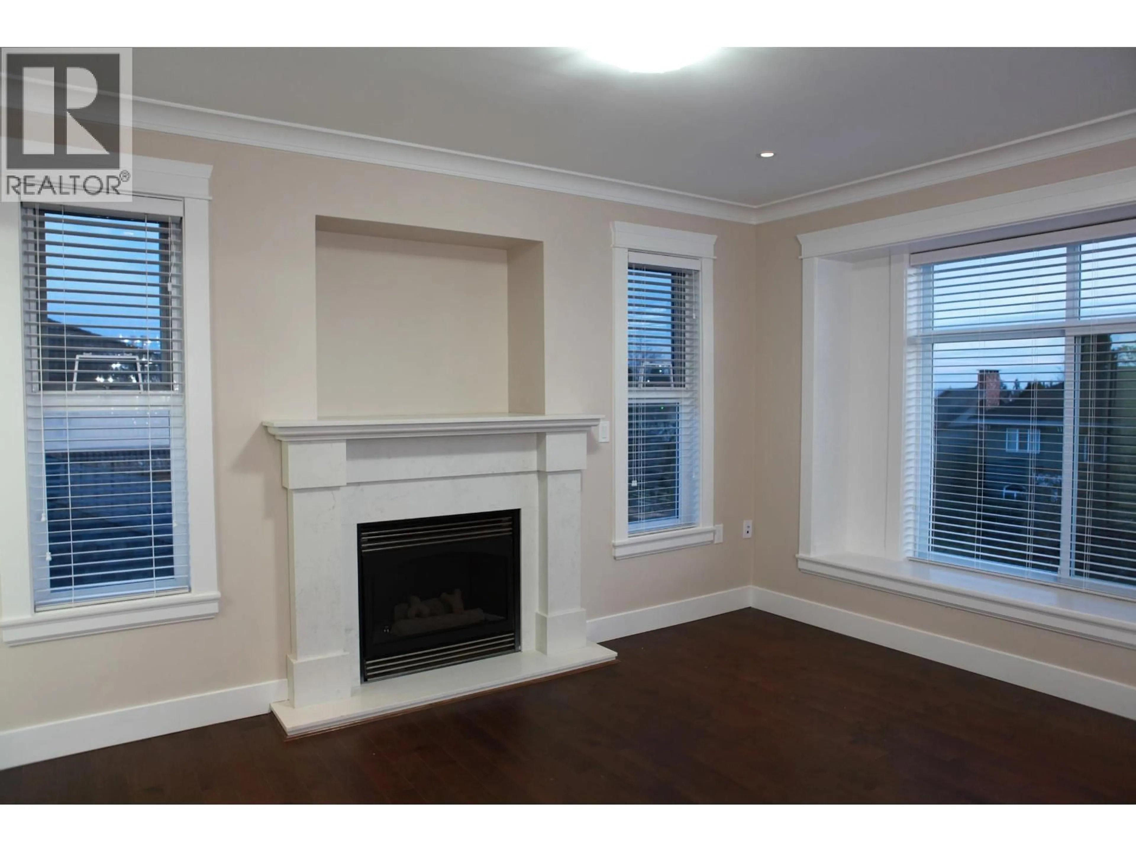 A pic of a room for 455 38TH AVENUE, Vancouver British Columbia V5Y2N7