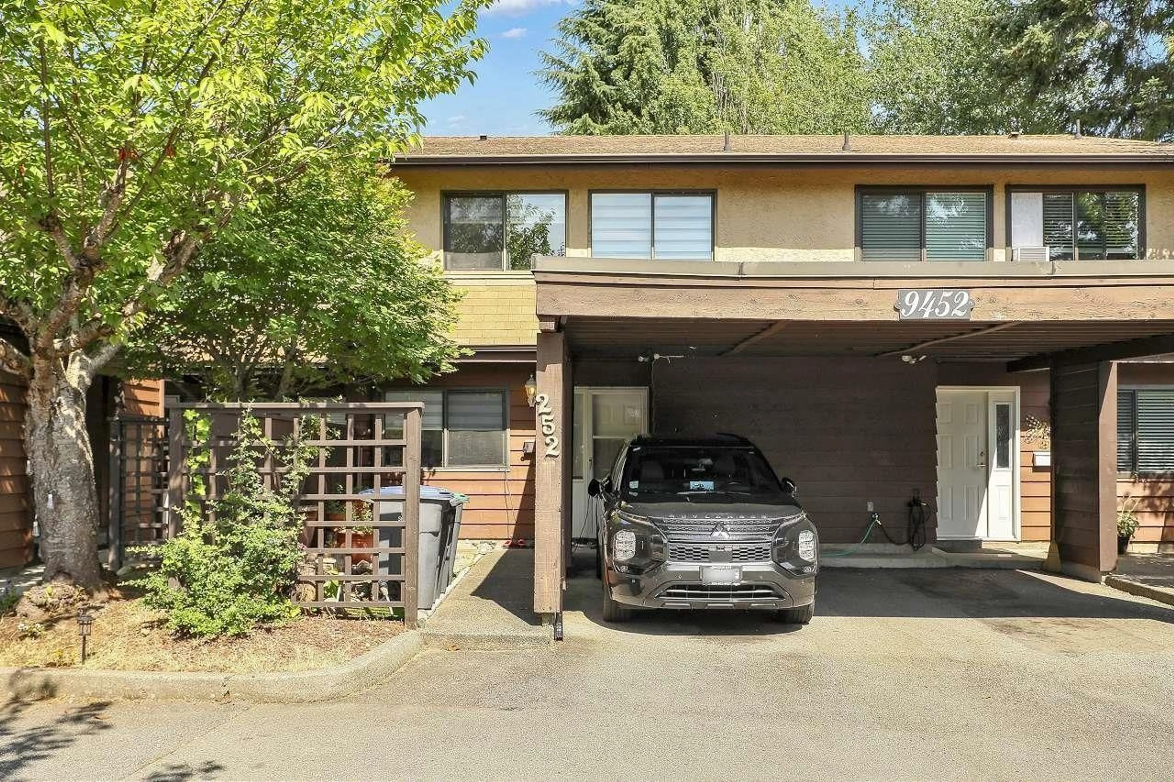 Unknown for 252 - 9452 PRINCE CHARLES, Surrey British Columbia V3V1S6