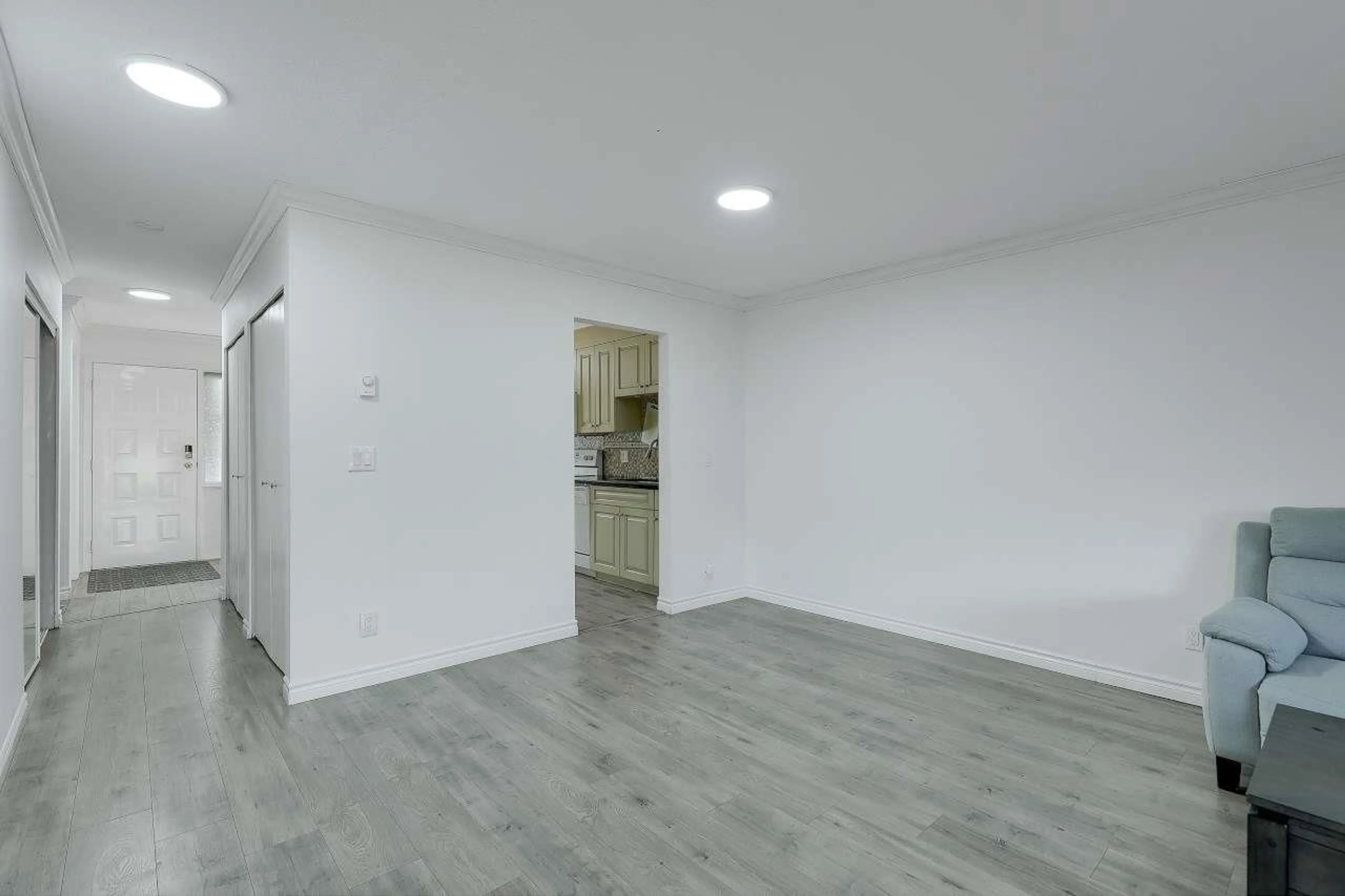 A pic of a room for 252 - 9452 PRINCE CHARLES, Surrey British Columbia V3V1S6