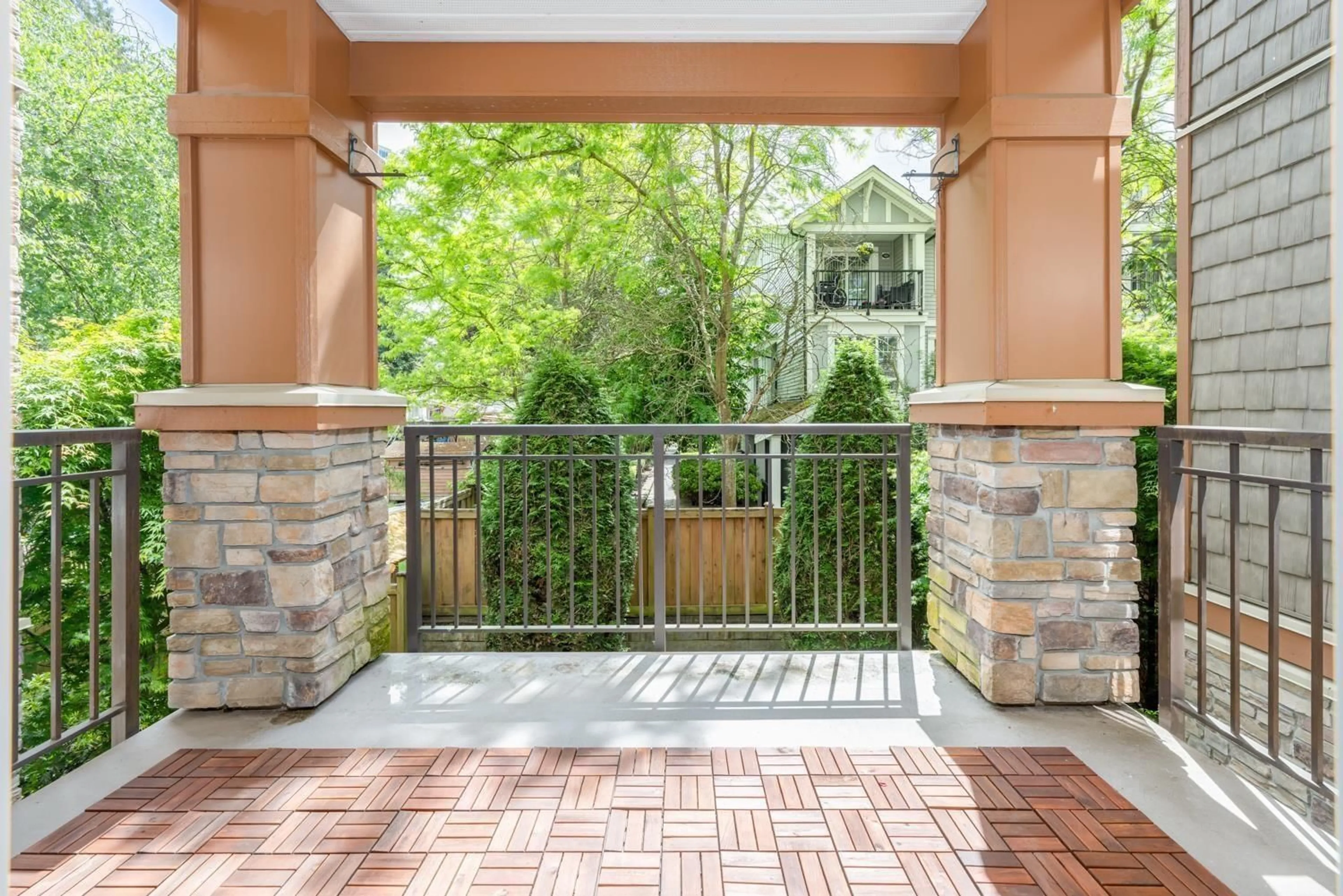 Patio, unknown for 207 - 10237 133, Surrey British Columbia V3T0C6