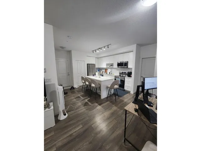 316 - 15825 85 AVENUE, Surrey 3