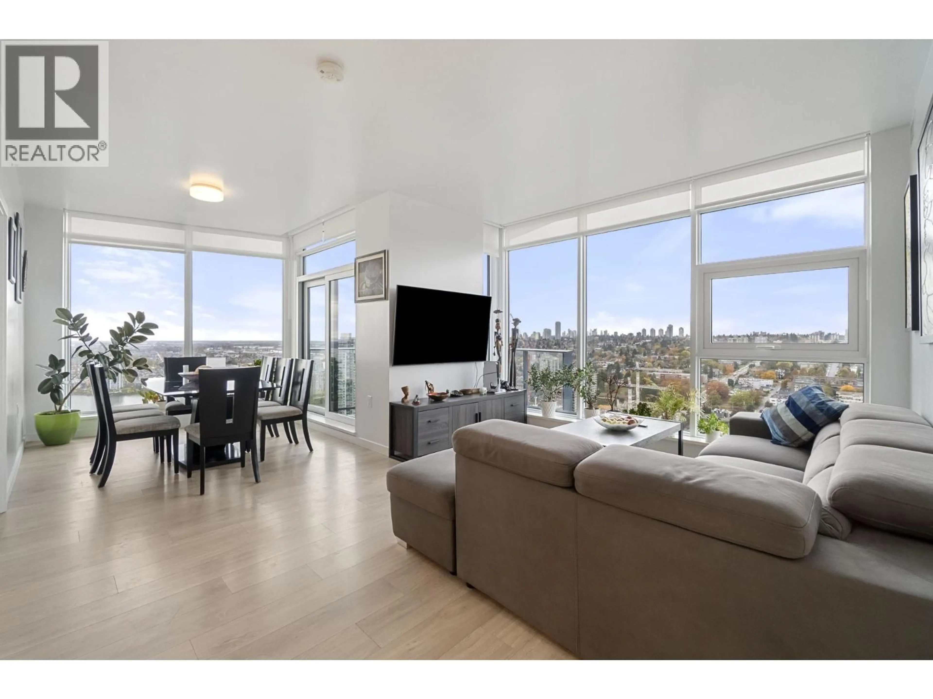 Living room with furniture, unknown for 3503 - 680 QUAYSIDE DRIVE, New Westminster British Columbia V3M0P2