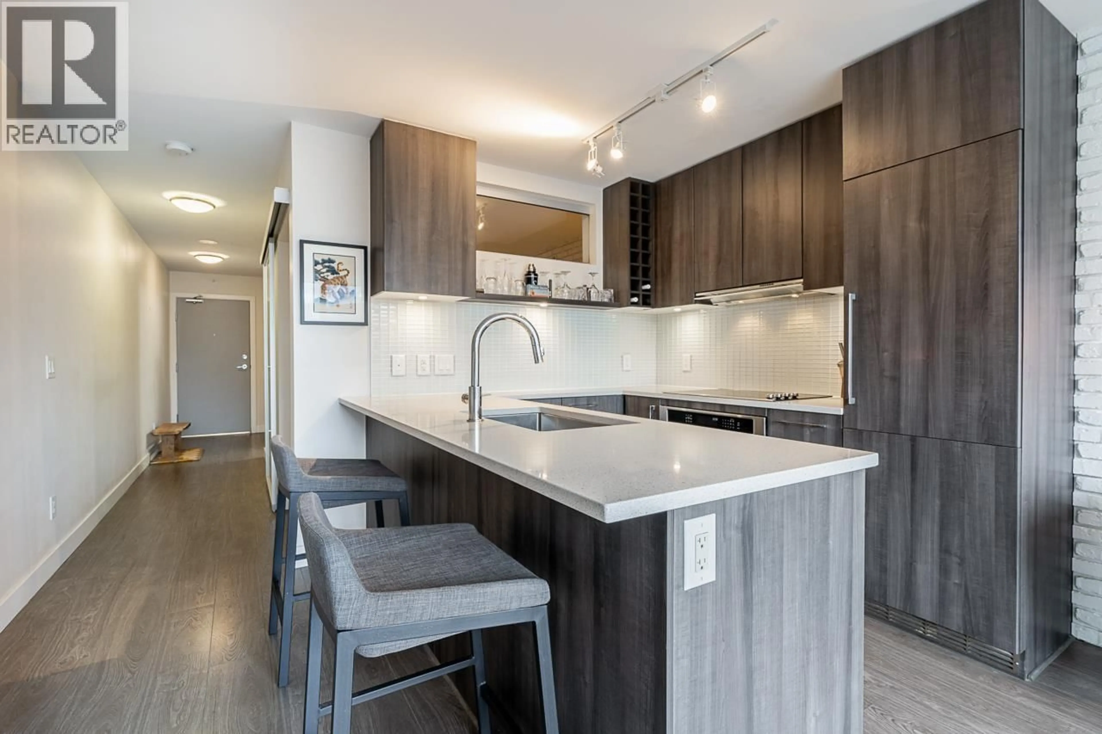Open concept kitchen, unknown for 1104 - 668 COLUMBIA STREET, New Westminster British Columbia V3M1A9