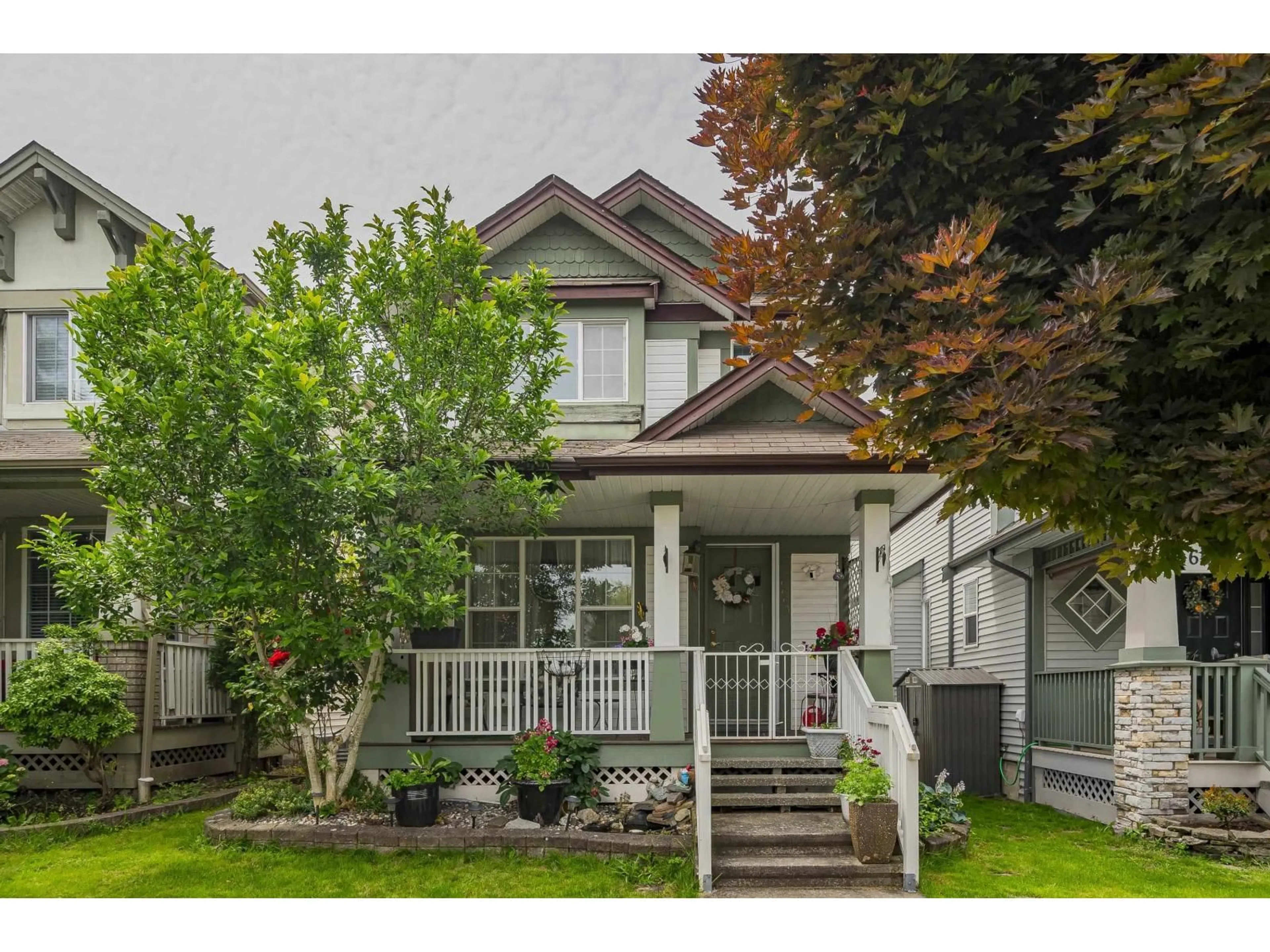 Home with vinyl exterior material, street for 6663 184A, Surrey British Columbia V3S9A8