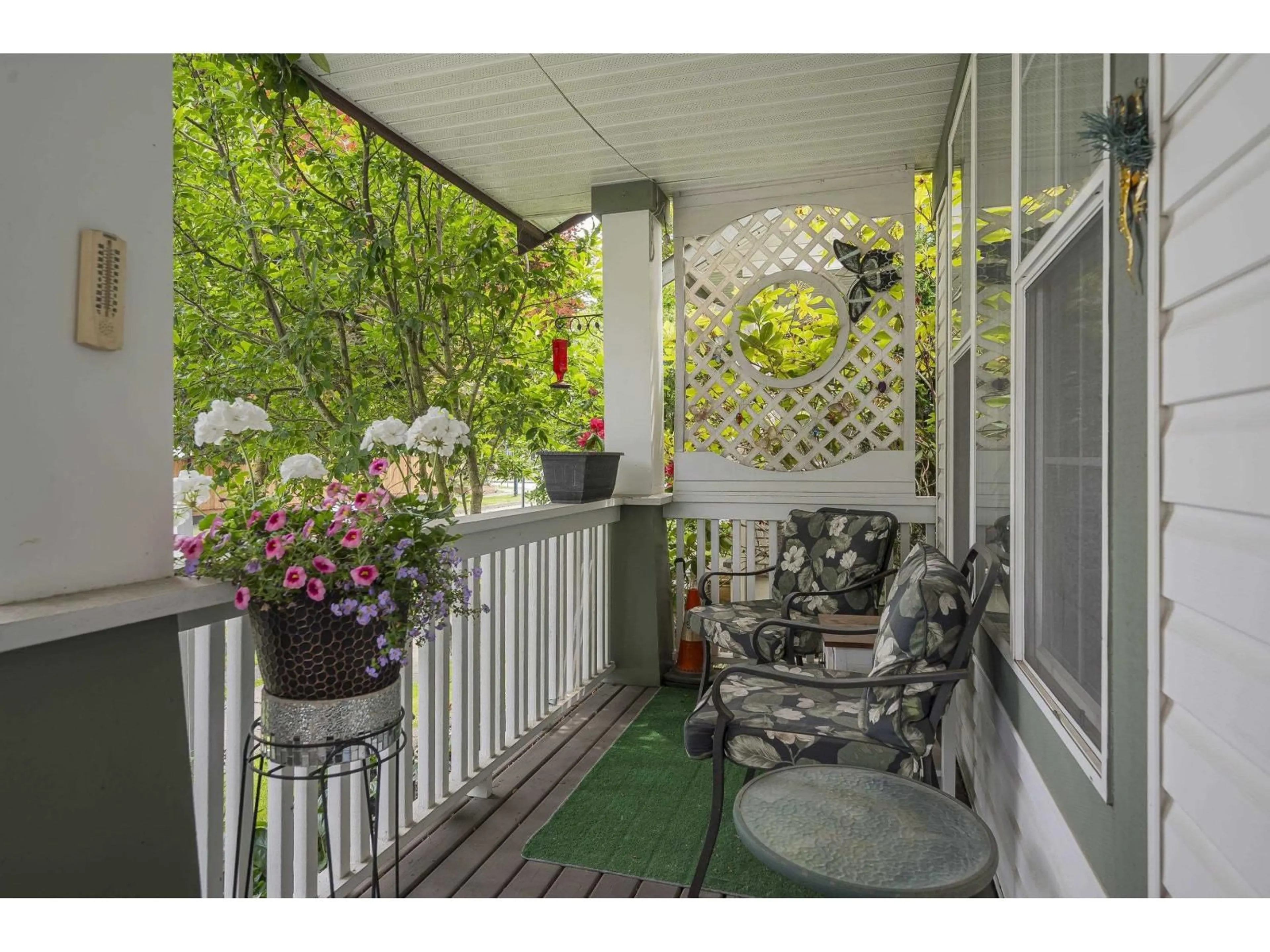 Patio, street for 6663 184A, Surrey British Columbia V3S9A8