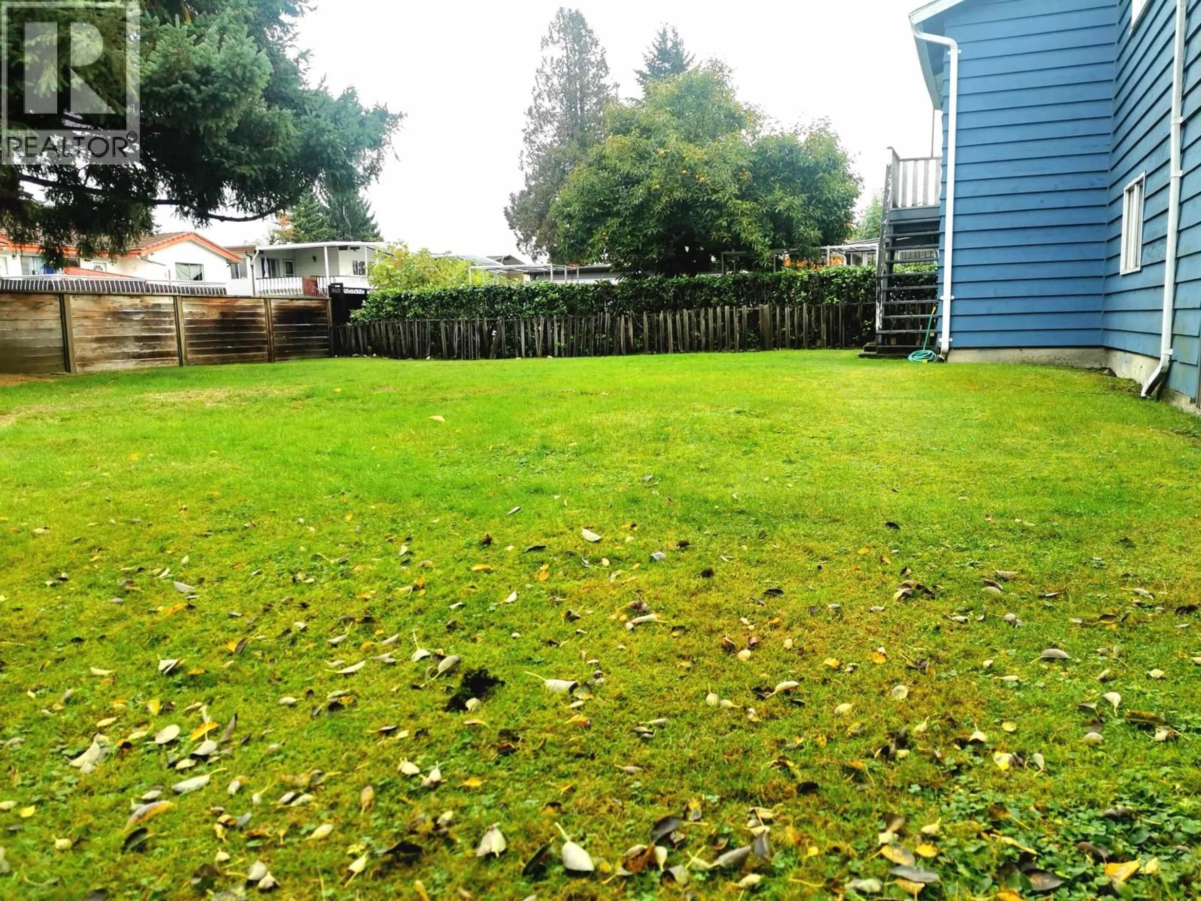 A pic from outside/outdoor area/front of a property/back of a property/a pic from drone, street for 5761 SPROTT STREET, Burnaby British Columbia V5G1T8