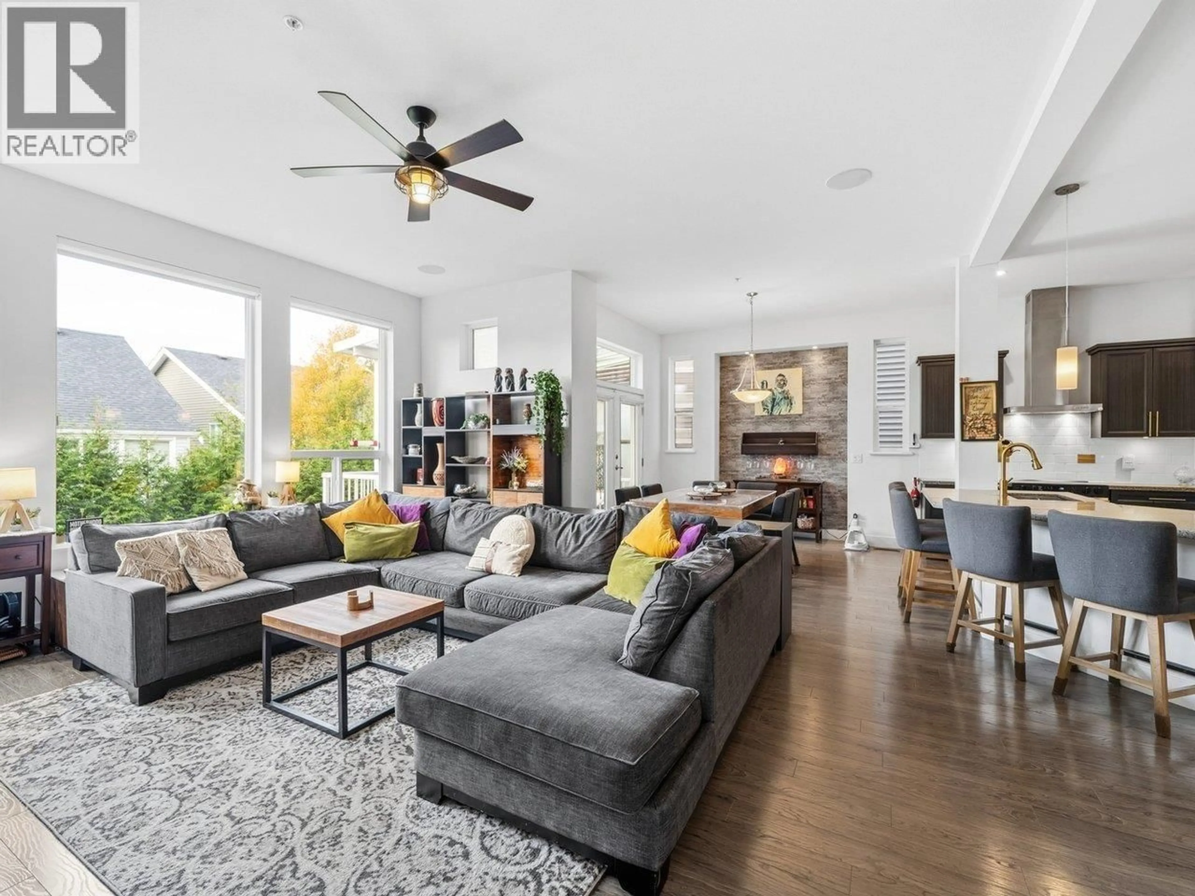 Living room with furniture, unknown for 10511 MCEACHERN STREET, Maple Ridge British Columbia V2W0H8