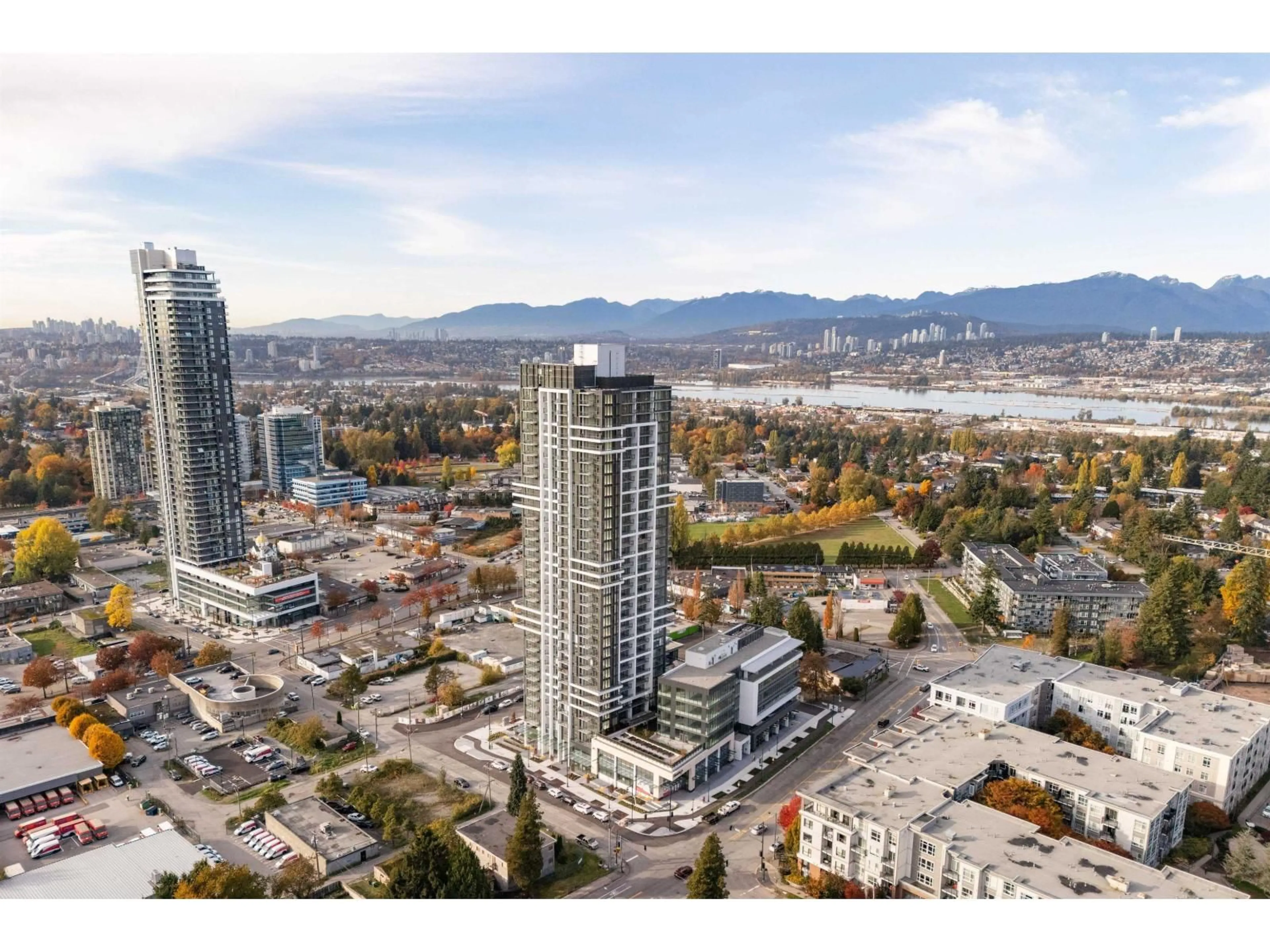 A pic from outside/outdoor area/front of a property/back of a property/a pic from drone, city buildings view from balcony for 1001 - 13675 107A, Surrey British Columbia V3T0X2