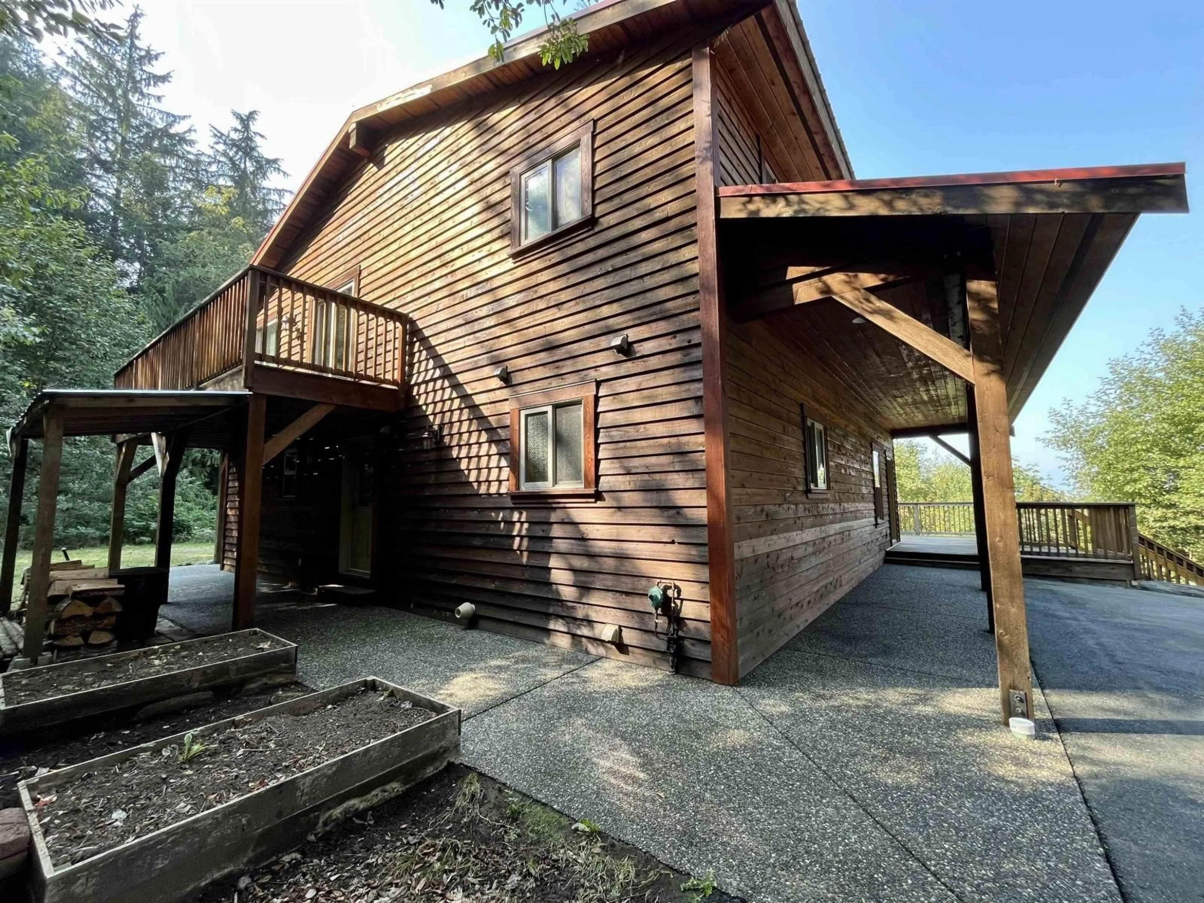 A pic from outside/outdoor area/front of a property/back of a property/a pic from drone, building for 6981 MARBLE HILL ROAD, Chilliwack British Columbia V4Z1J5