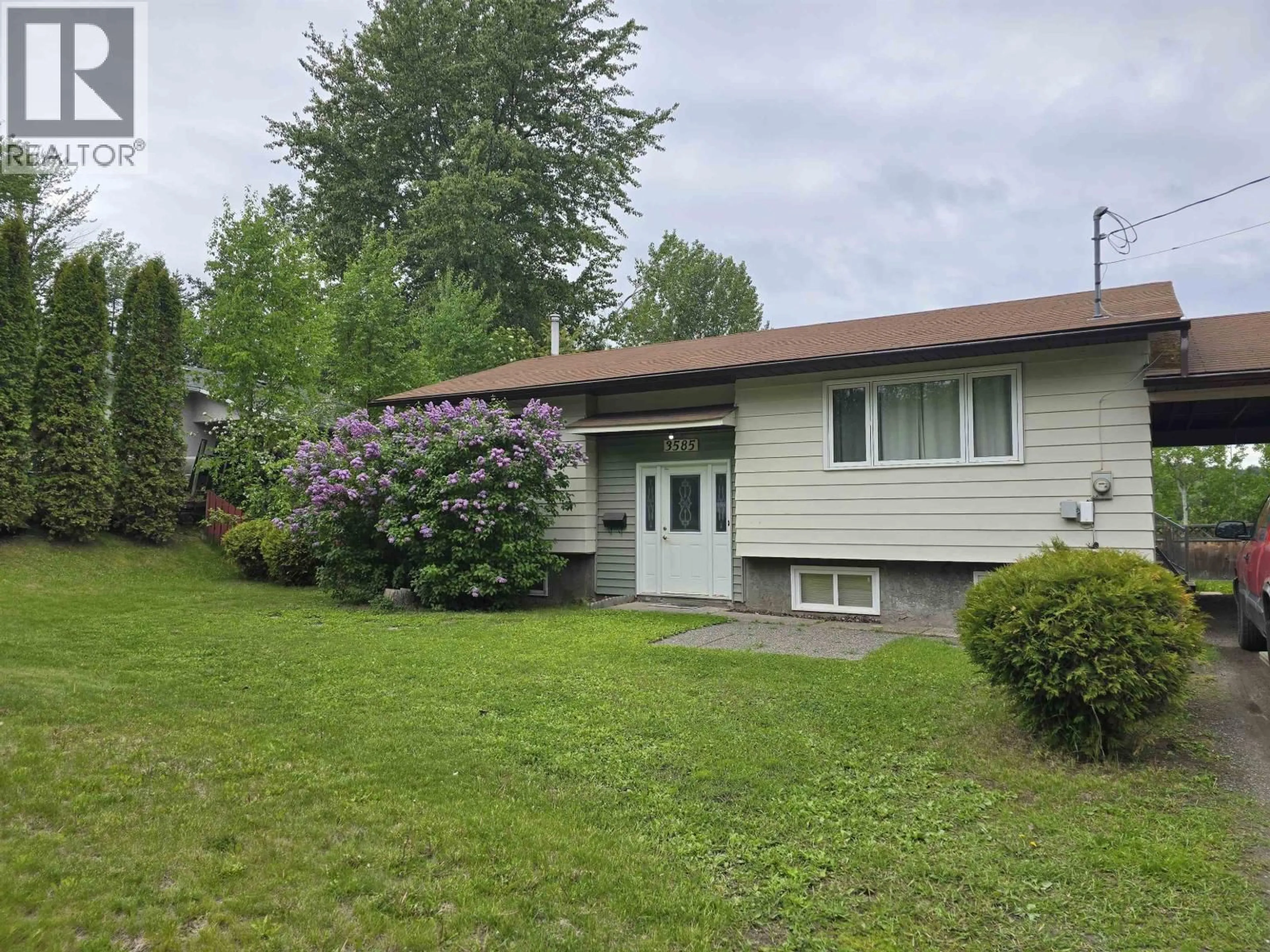 A pic from outside/outdoor area/front of a property/back of a property/a pic from drone, unknown for 3585 CLEARWOOD CRESCENT, Prince George British Columbia V2K3K6