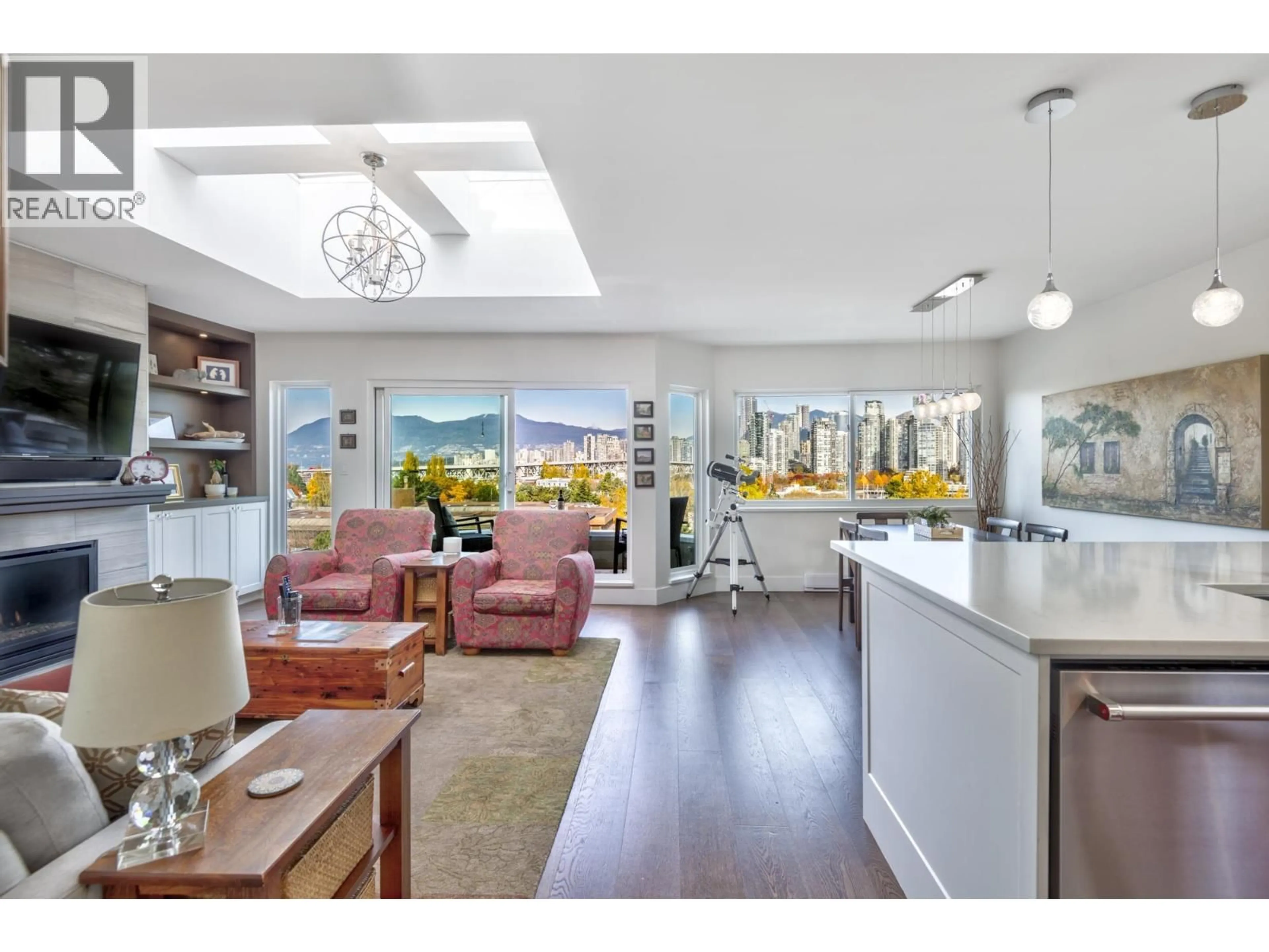 Open concept kitchen, unknown for 1251 7TH AVENUE, Vancouver British Columbia V6H1B7