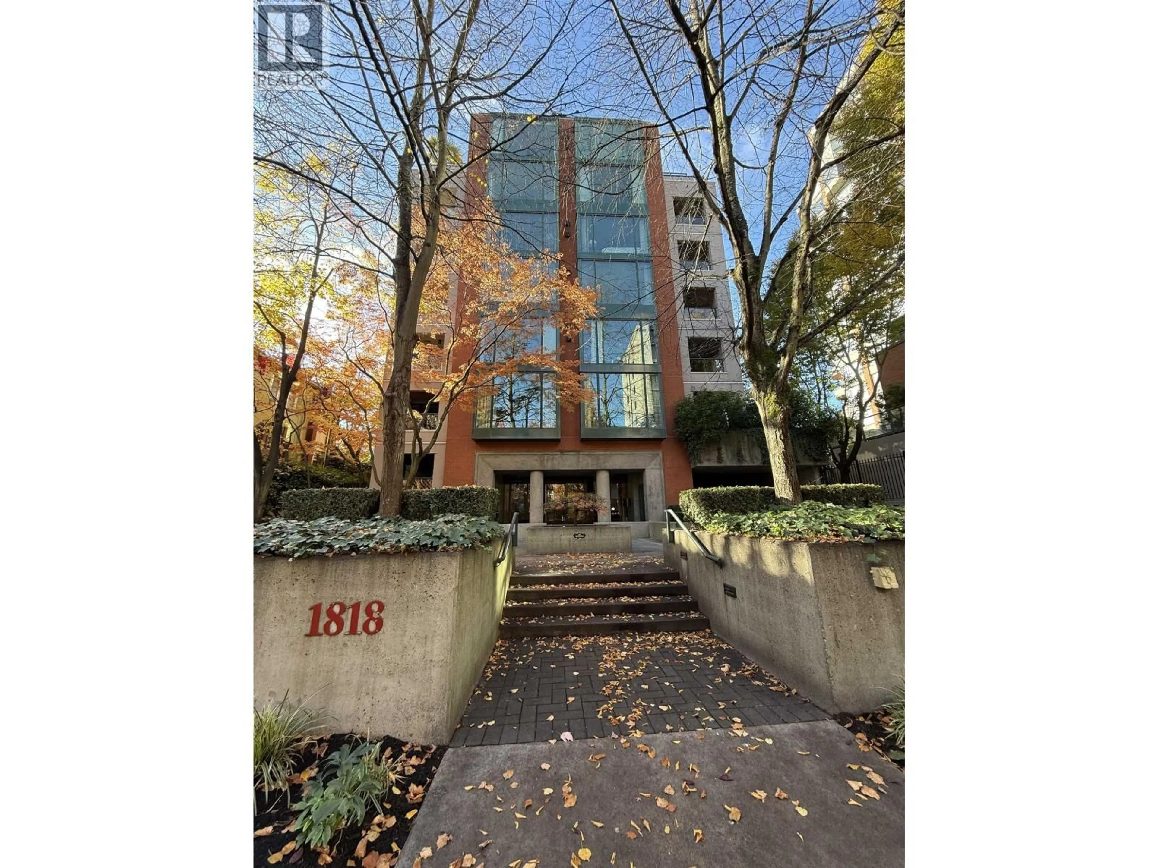 Unknown for 402 - 1818 ROBSON STREET, Vancouver British Columbia V6G1E3