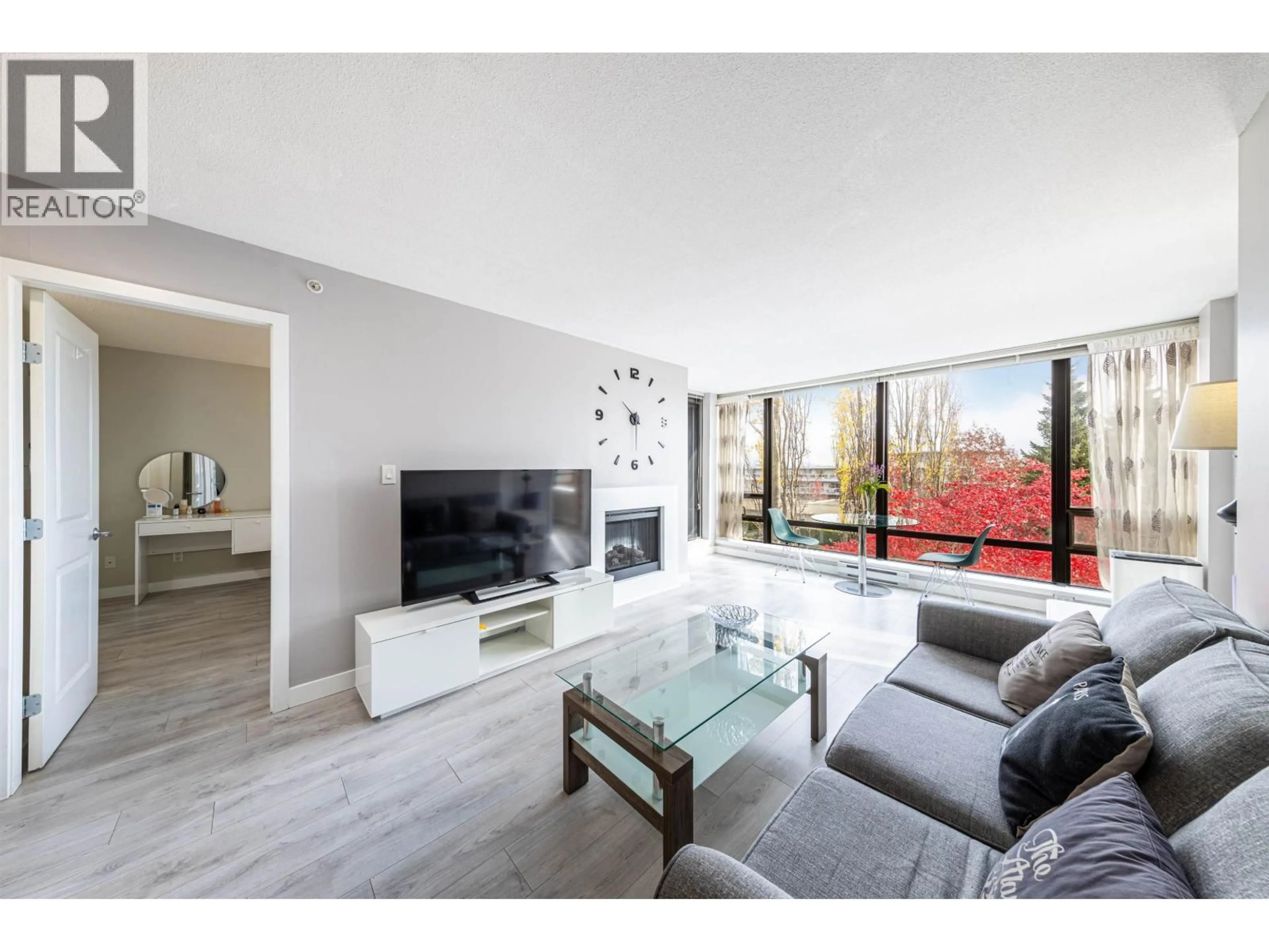 Living room with furniture, unknown for 705 - 9133 HEMLOCK DRIVE, Richmond British Columbia V6Y4J9